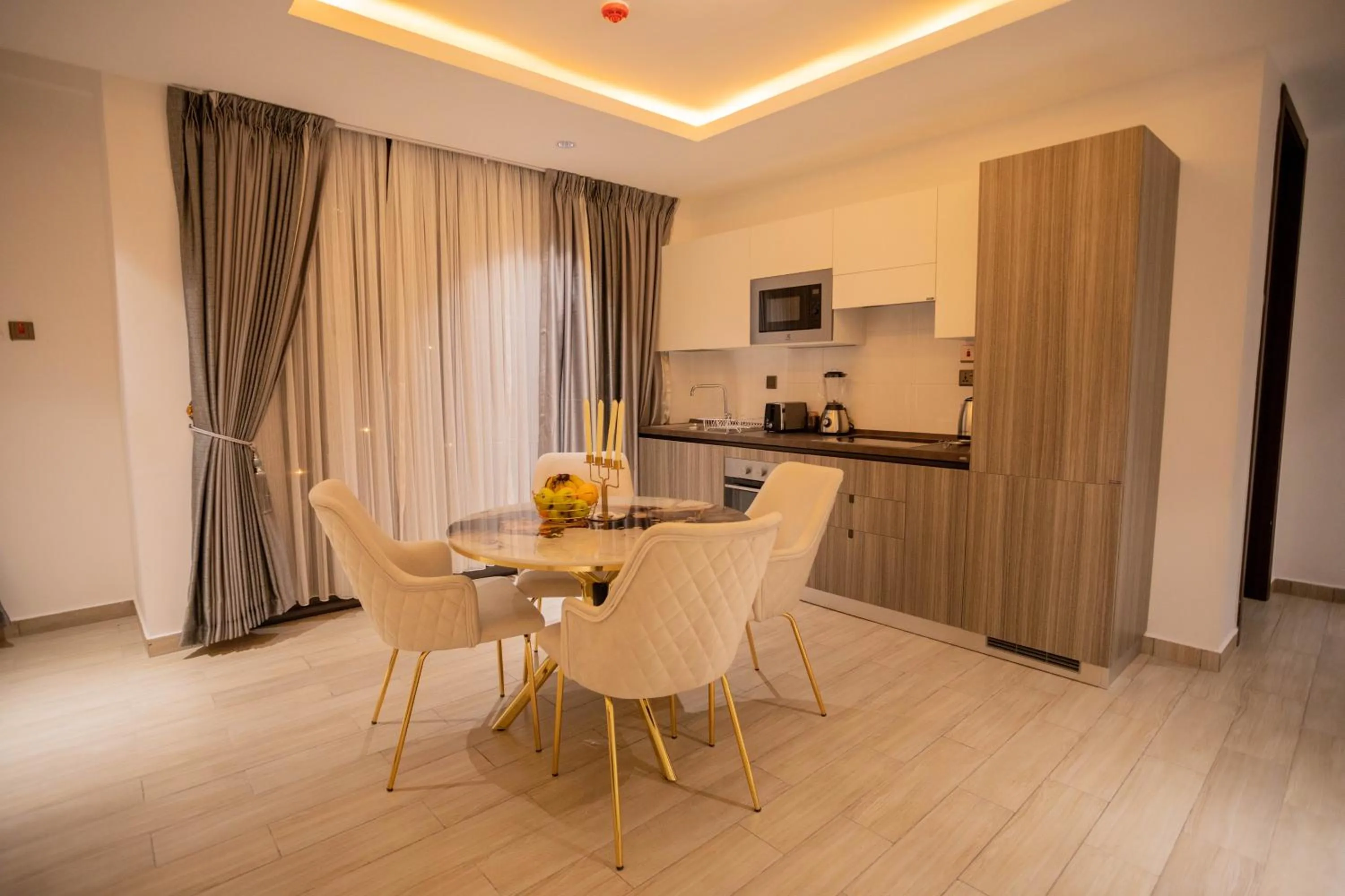 Kitchen or kitchenette in Veronique Heights