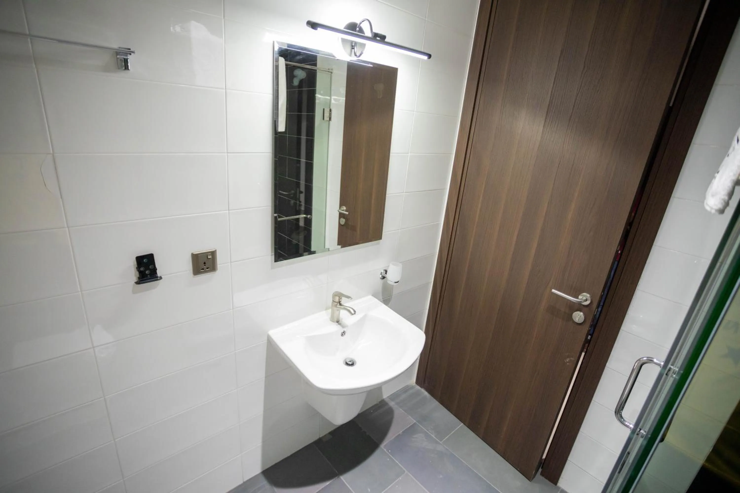 Shower in Veronique Heights