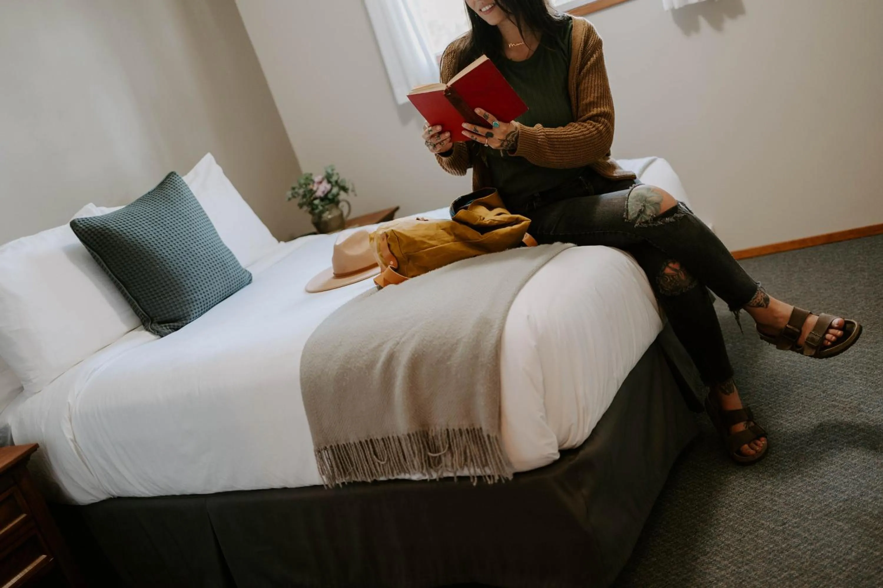 Bed in Page's Resort & Marina