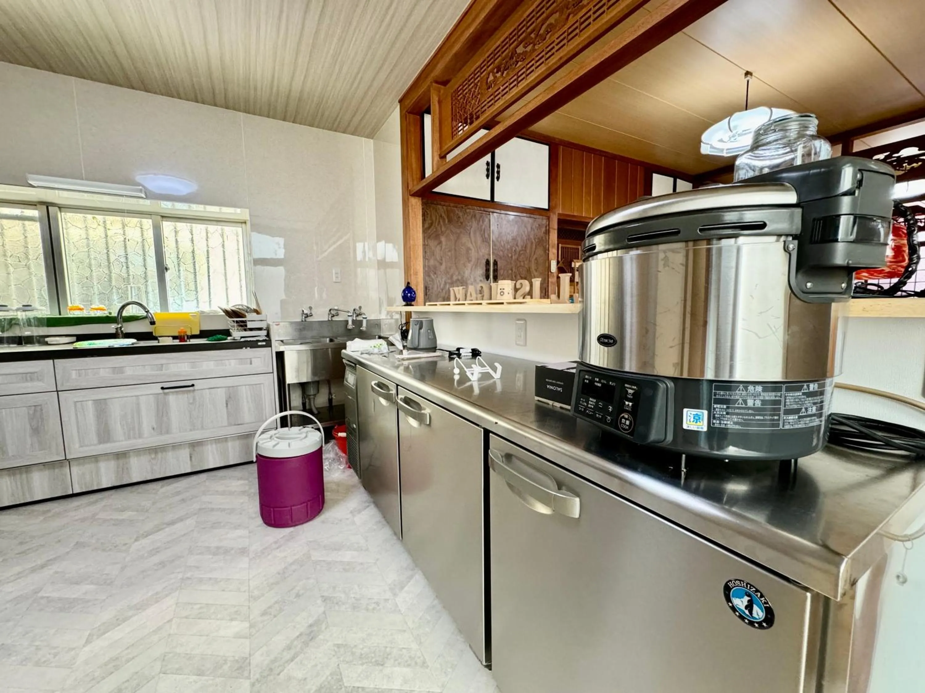 Kitchen or kitchenette in Hotel Ishigaki and Chikonkiya