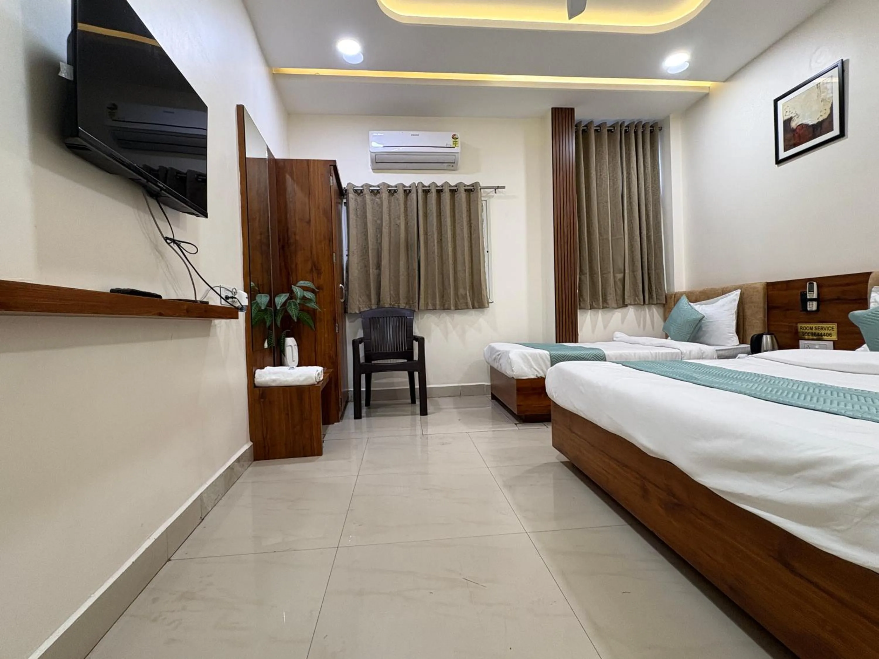 Bedroom, Bed in Hotel Anantshree Inn Shree Mahakaleshwar Temple Ujjain