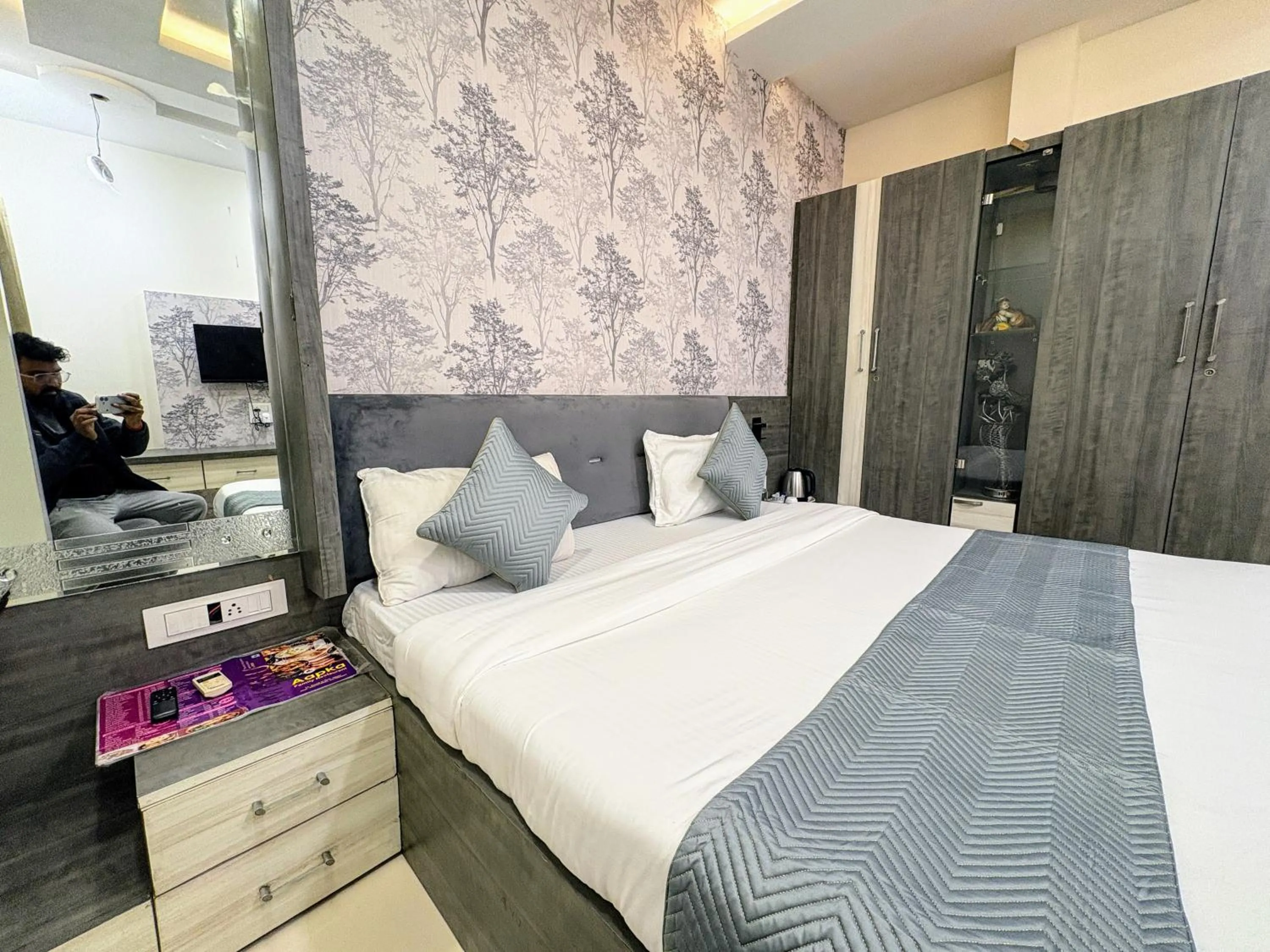 Bedroom, Bed in Hotel Anantshree Inn Shree Mahakaleshwar Temple Ujjain