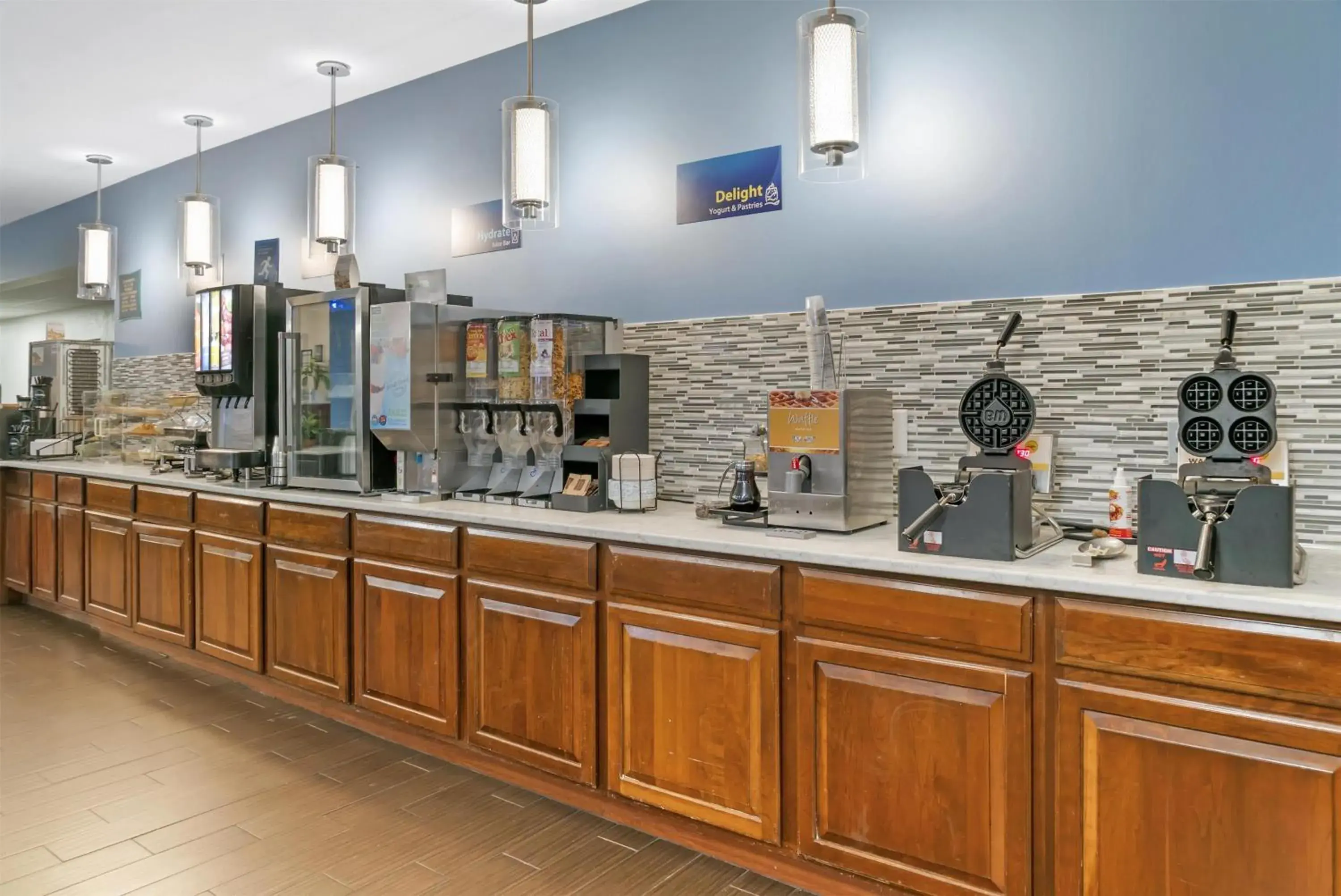 Breakfast in Best Western Port Huron Blue Water Bridge Breakfast in Best Western Port Huron Blue Water Bridge