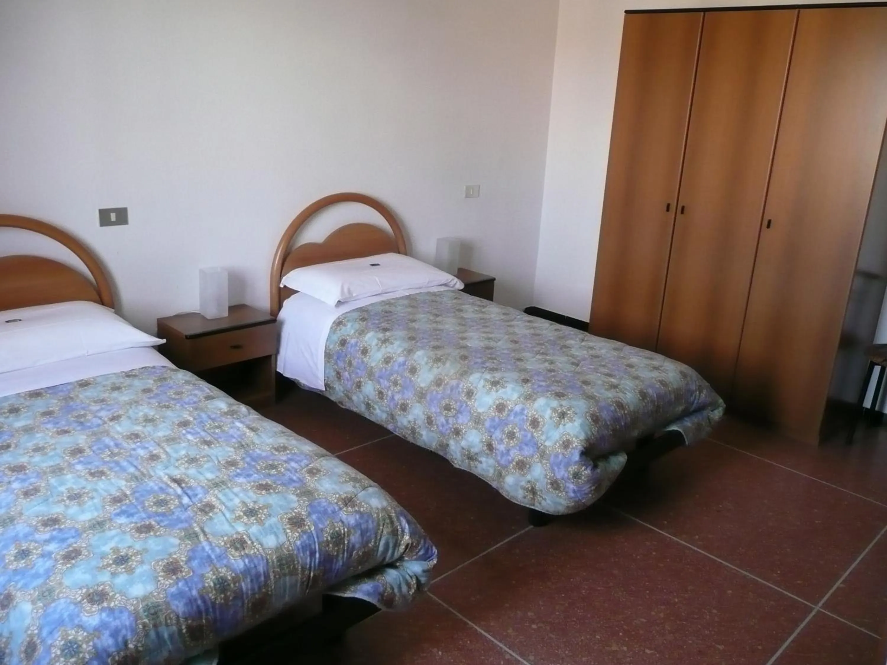 Photo of the whole room, Bed in Hotel Triana e Tyche