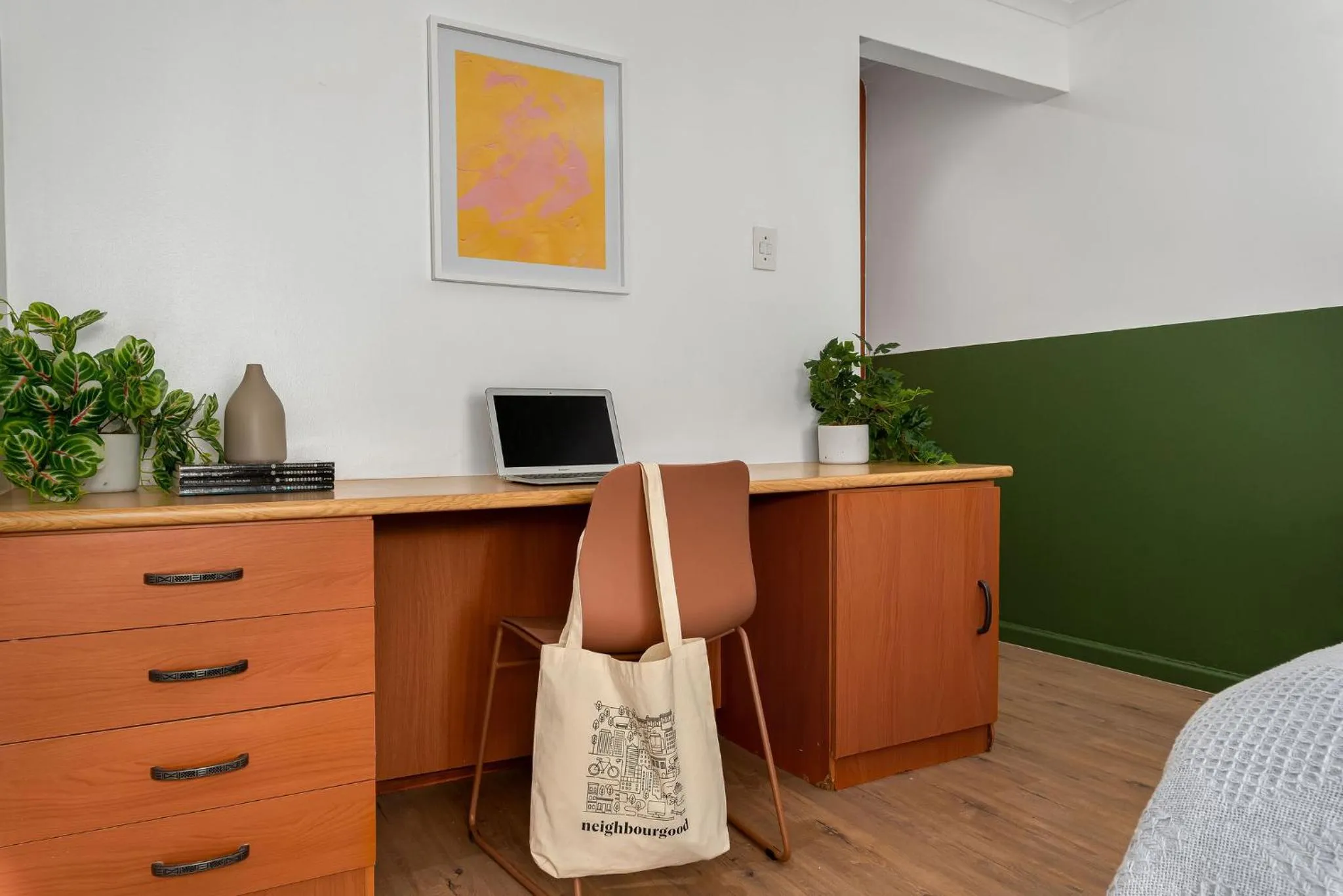 Seating area in Neighbourgood Ravenscraig