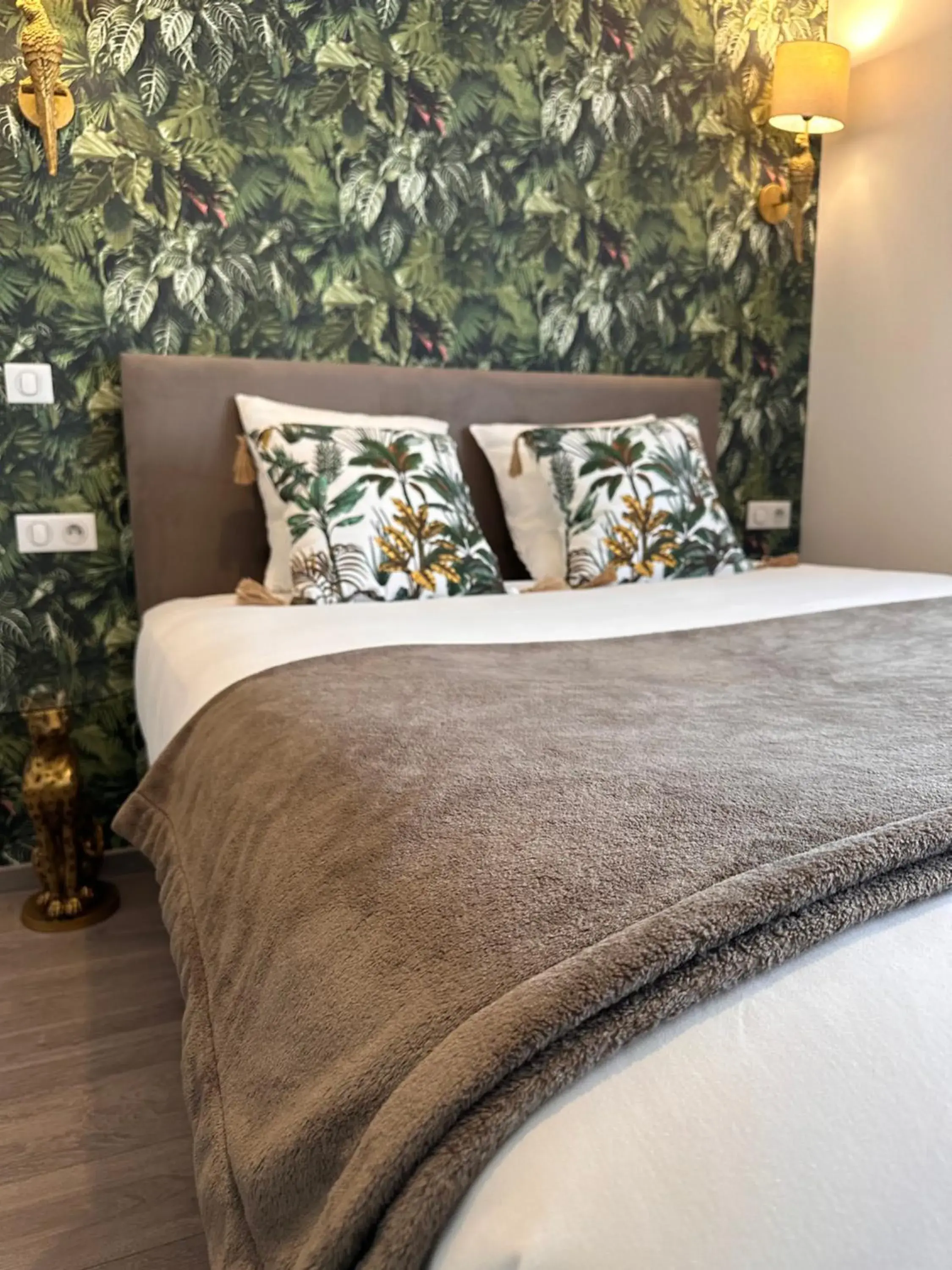 Bed in Auberge du Vieux Lanas Logis Hotel Restaurant Bed in Auberge du Vieux Lanas Logis Hotel Restaurant