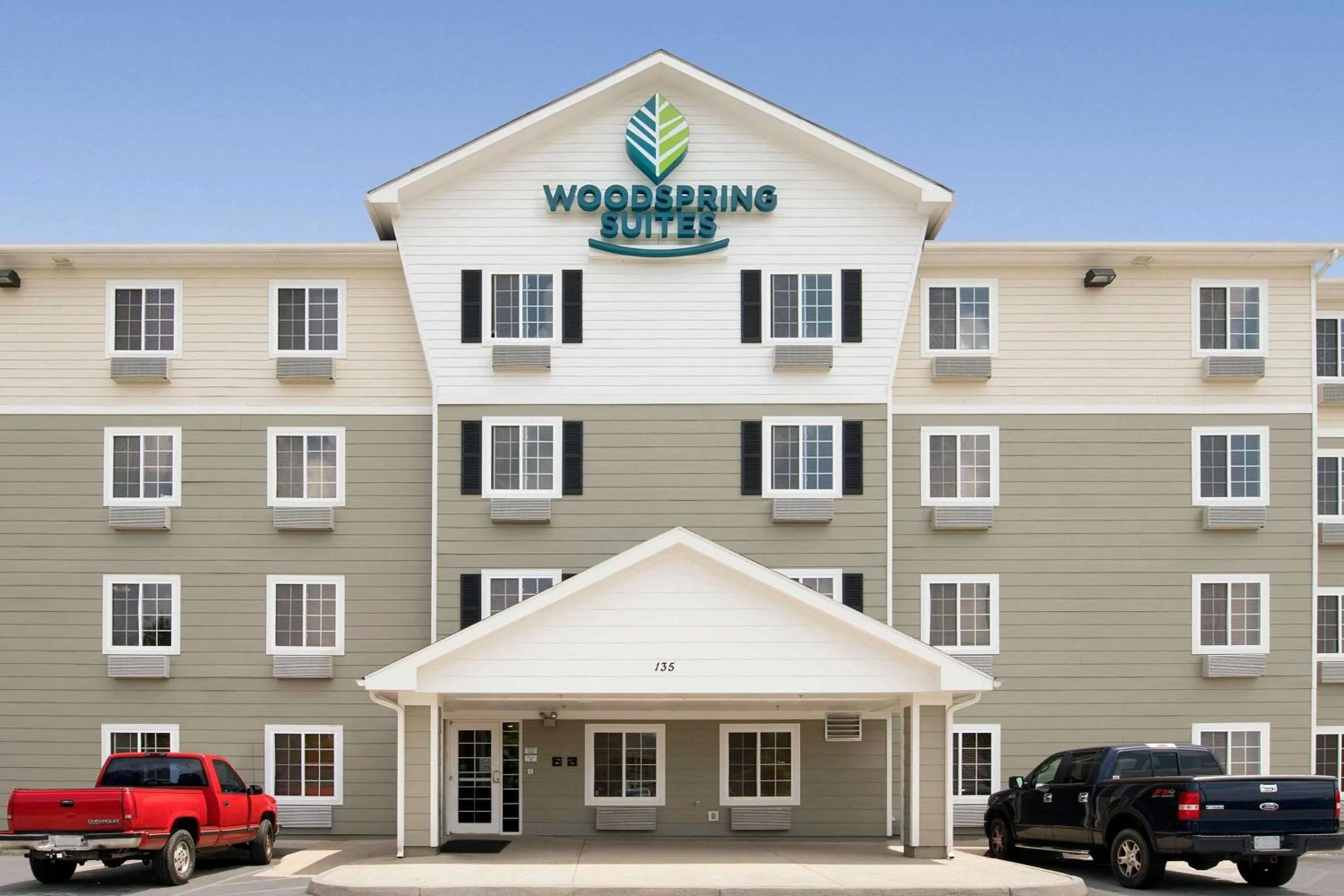 Property building in WoodSpring Suites Johnson City
