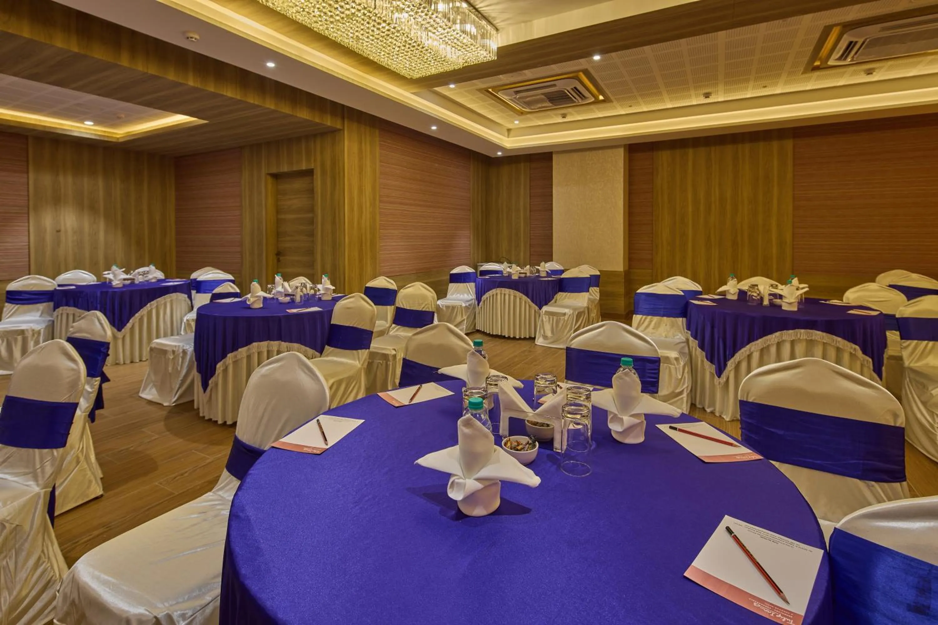 Banquet/Function facilities in Grand Continent Hosur A Sarovar Portico Affiliate Hotel