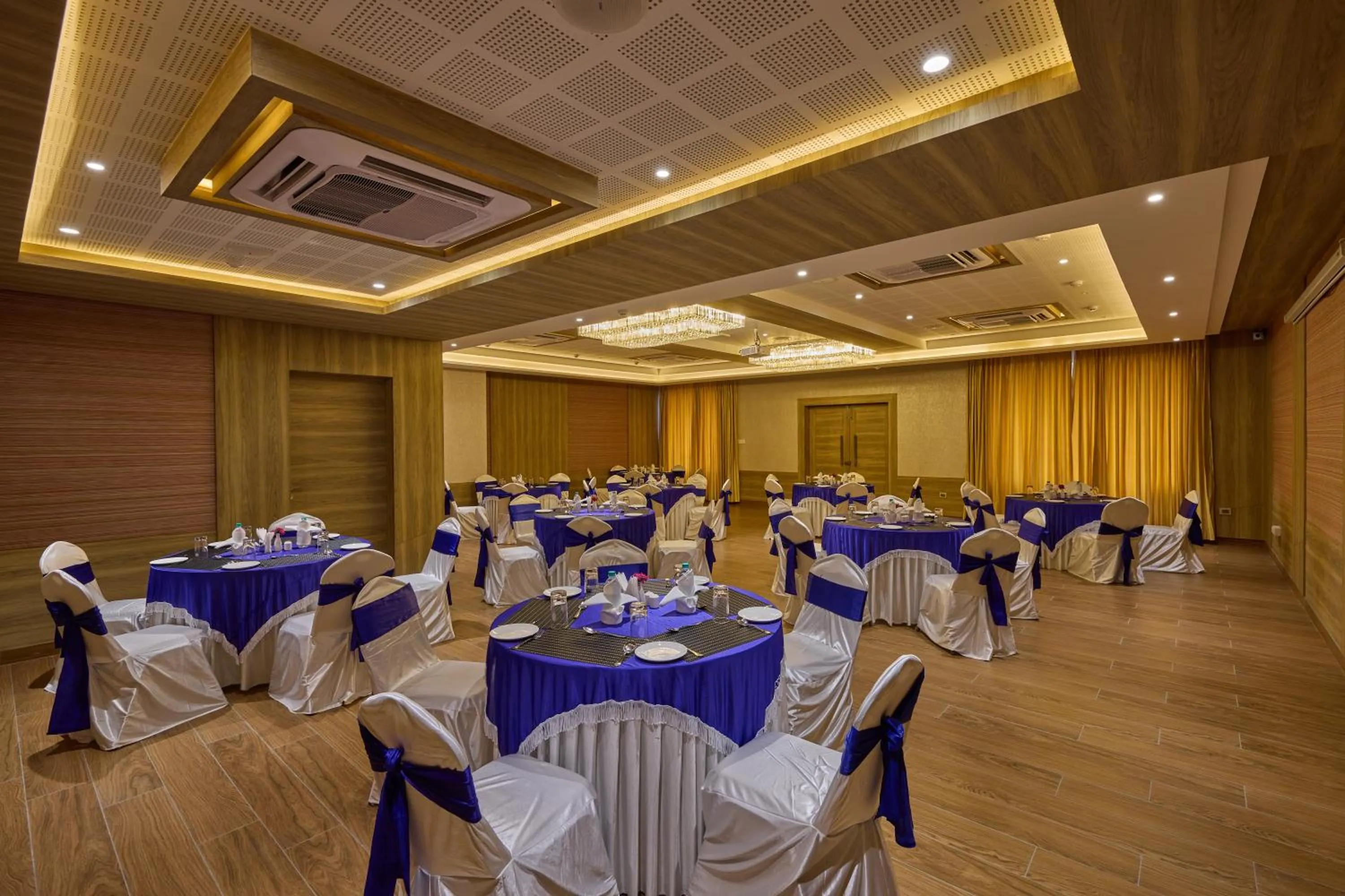 Banquet/Function facilities in Grand Continent Hosur A Sarovar Portico Affiliate Hotel