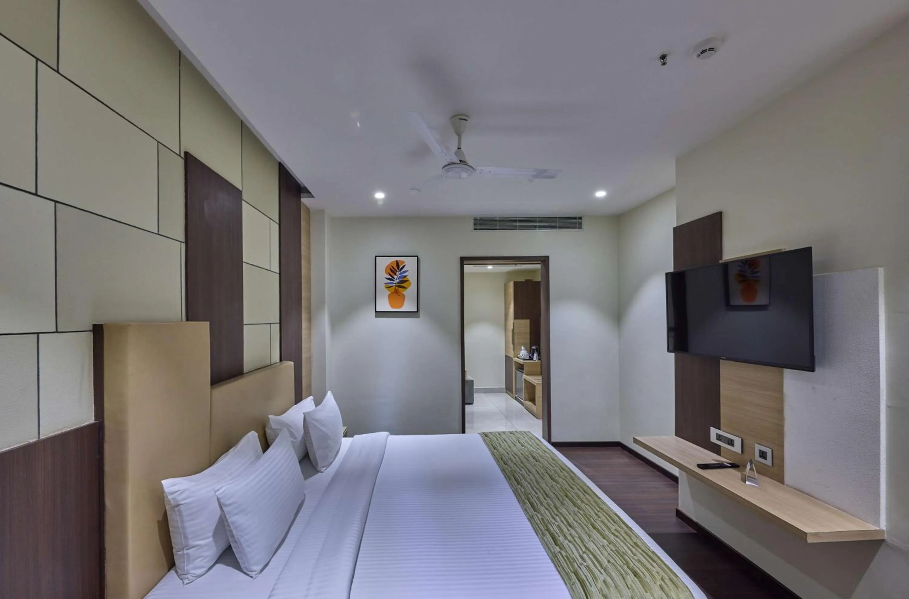 Bedroom, Bed in Grand Continent Hosur A Sarovar Portico Affiliate Hotel