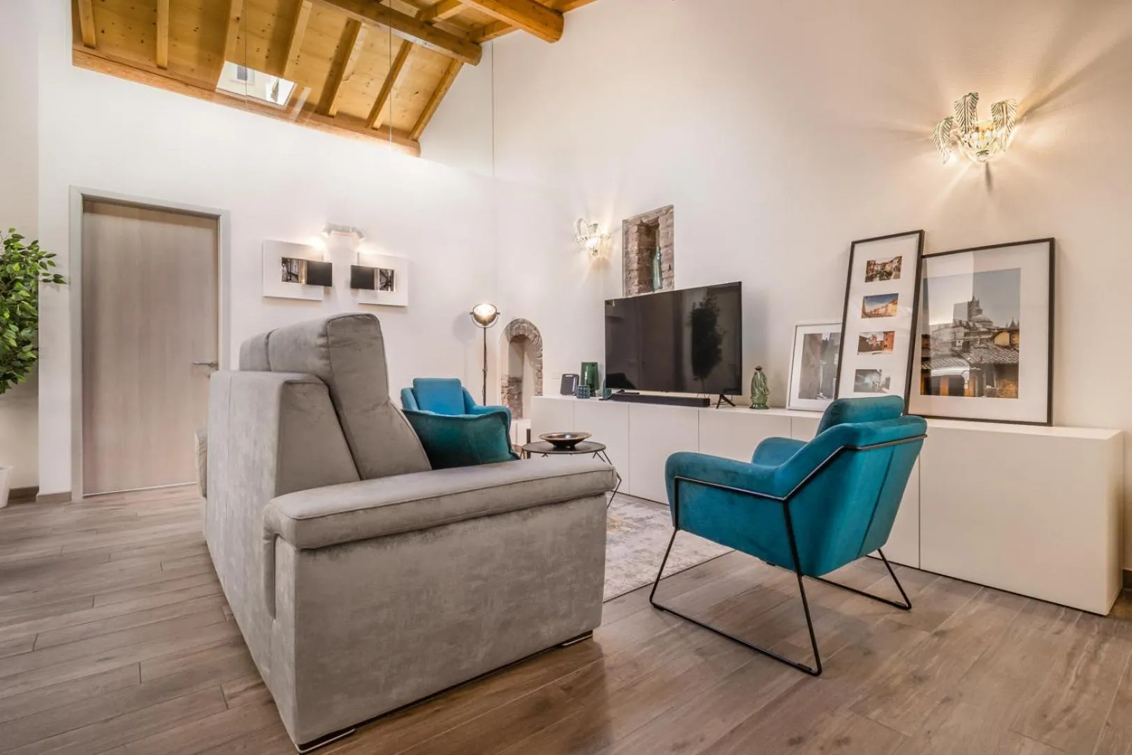 Veronetta Stunning Rooftop with Lift