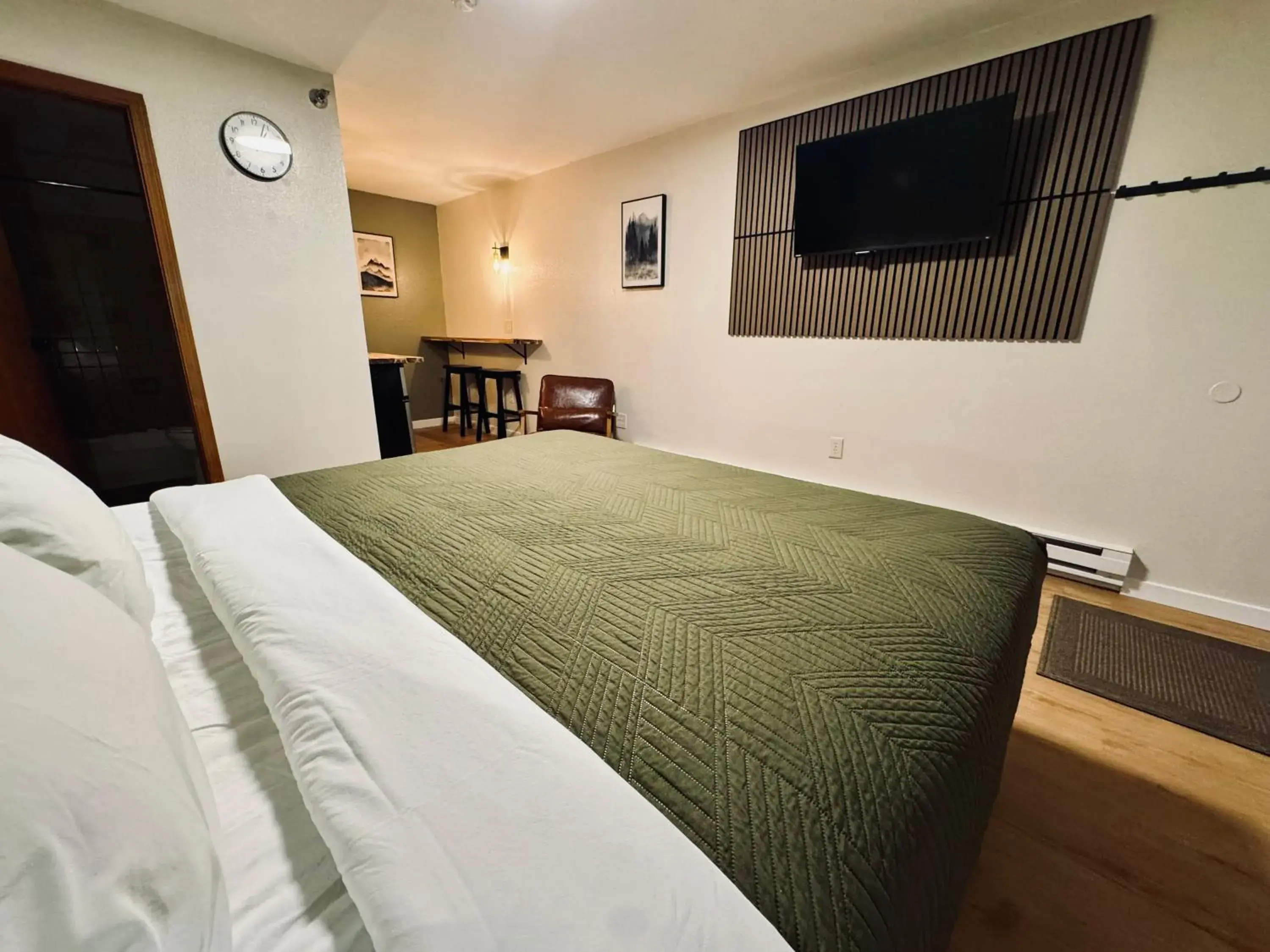 Bed in The Pioneer Motel Bed in The Pioneer Motel