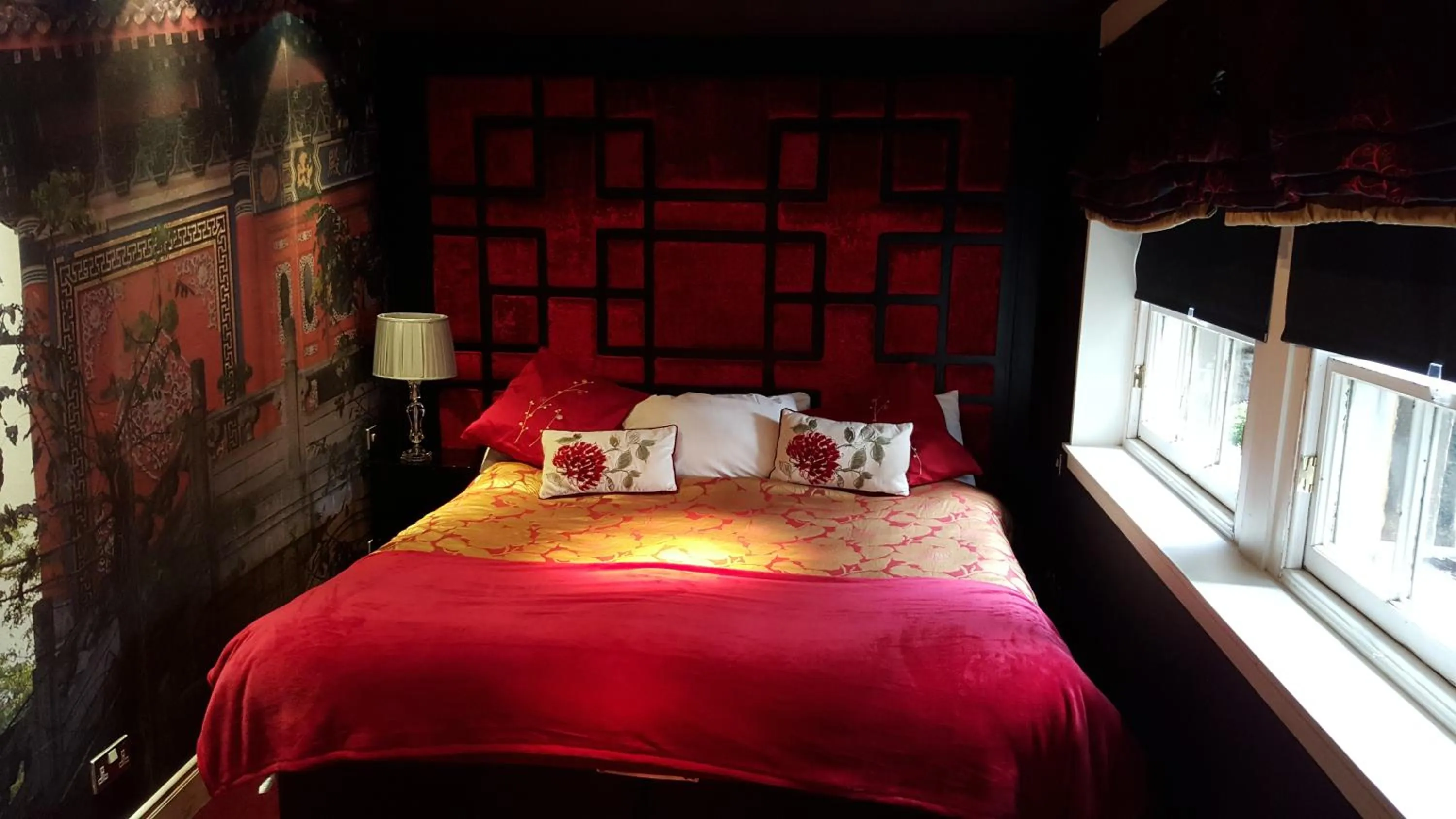 Bedroom, Bed in City Retreat Edinburgh ApartHotels