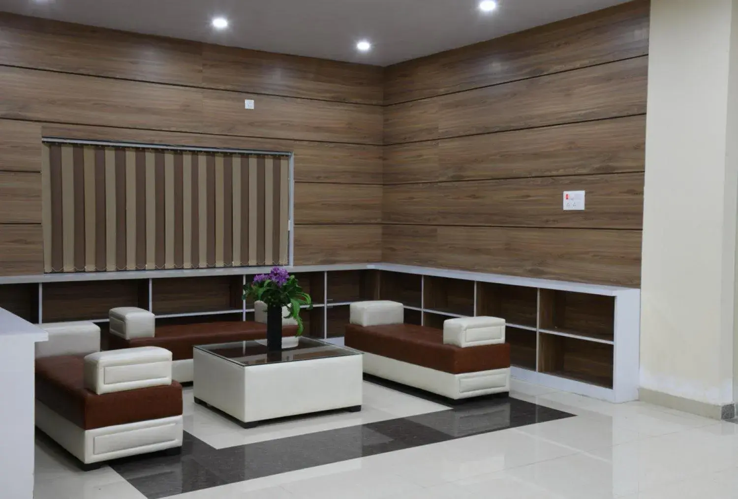 Living room in Hotel Mariya International Bodh Gaya Living room in Hotel Mariya International Bodh Gaya