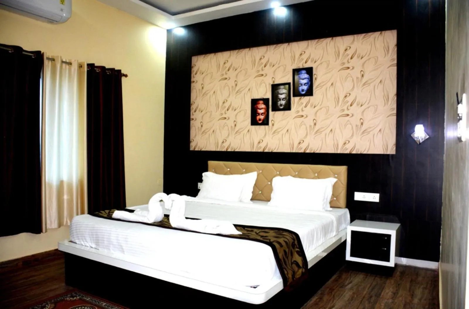 Bed in HOTEL MARIYA INTERNATIONAL