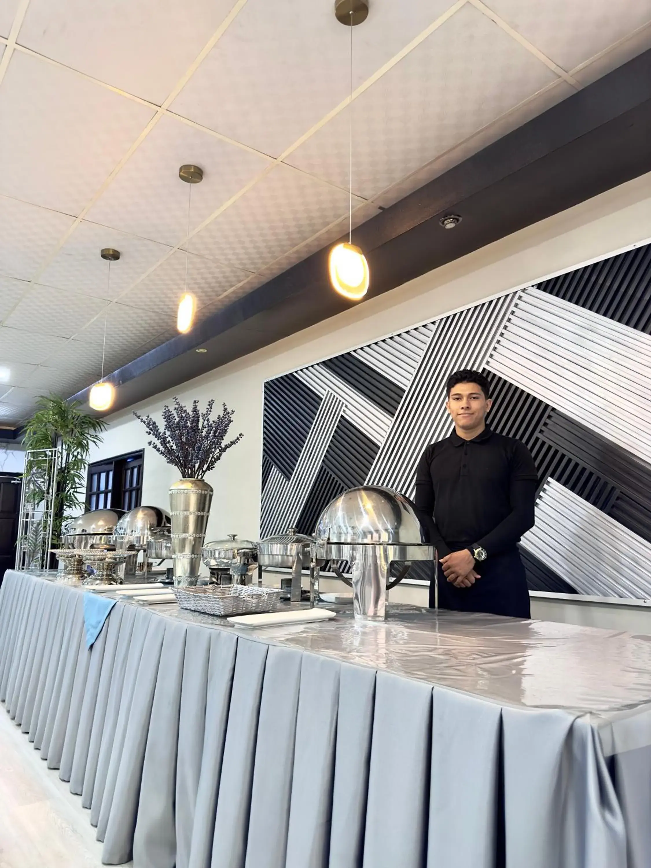 Restaurant/places to eat in Hotel La Quinta Restaurant/places to eat in Hotel La Quinta