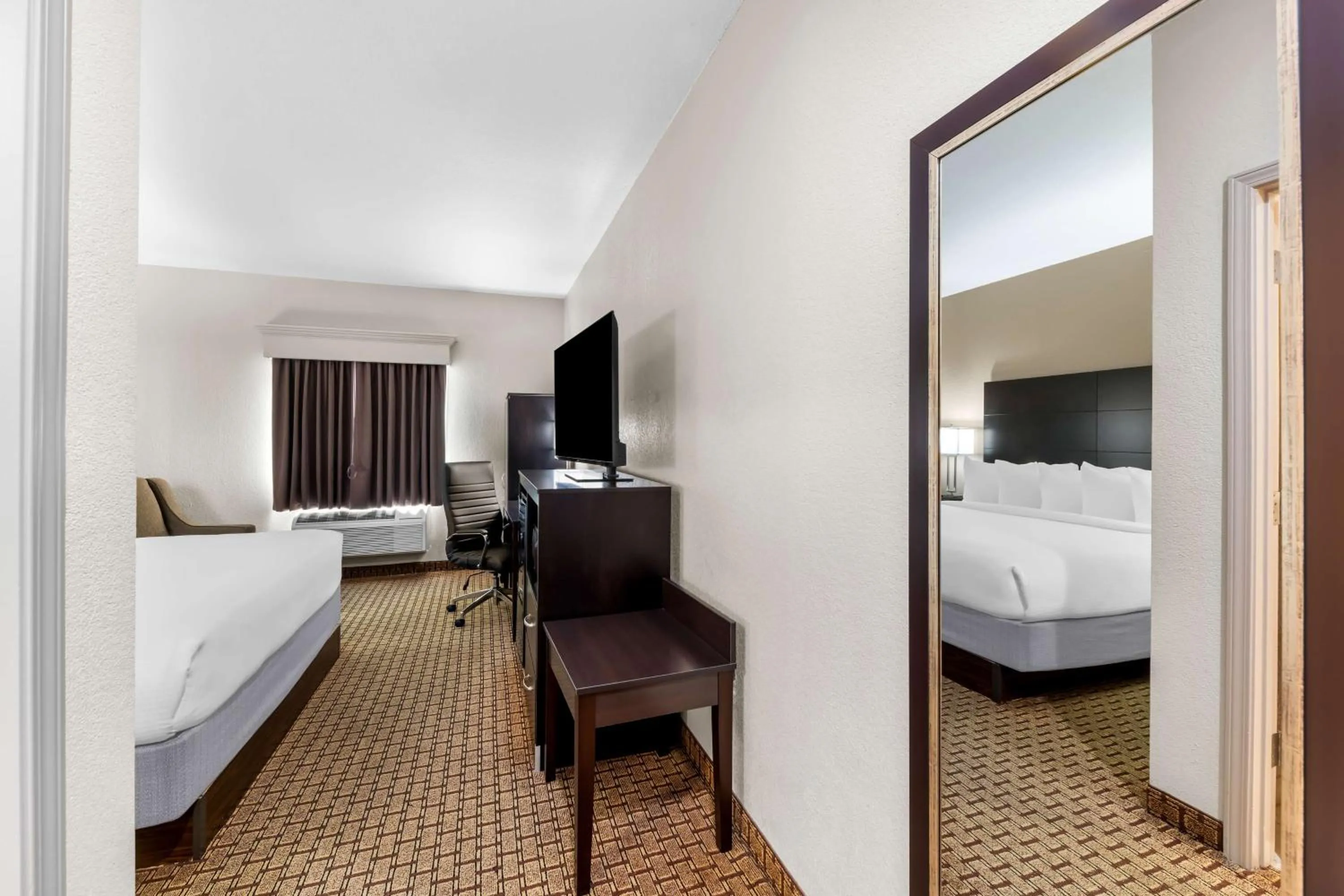 Bedroom, Bed in Best Western Halito Inn