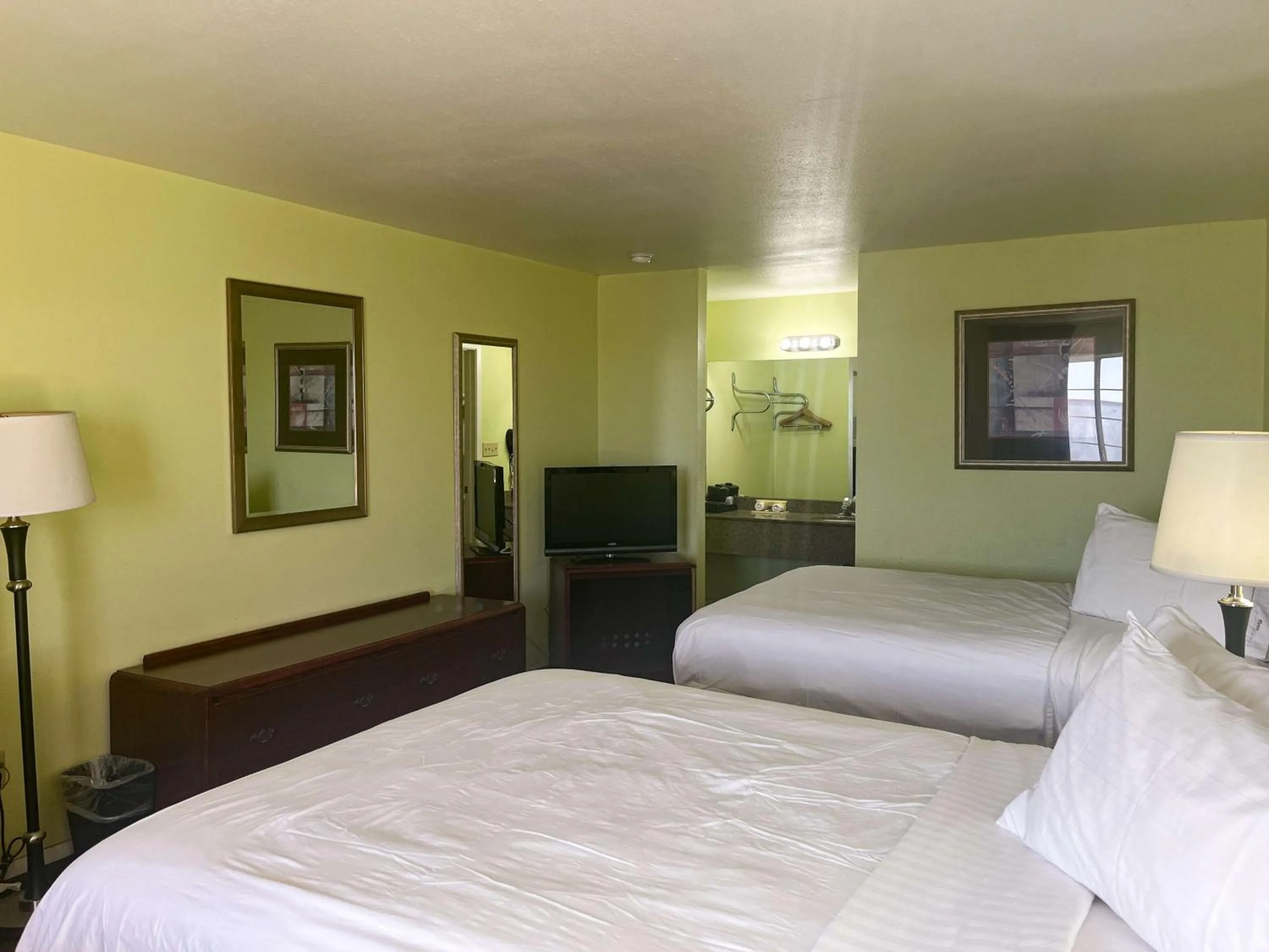 Bedroom, Bed in Motel 6 Tulia, TX