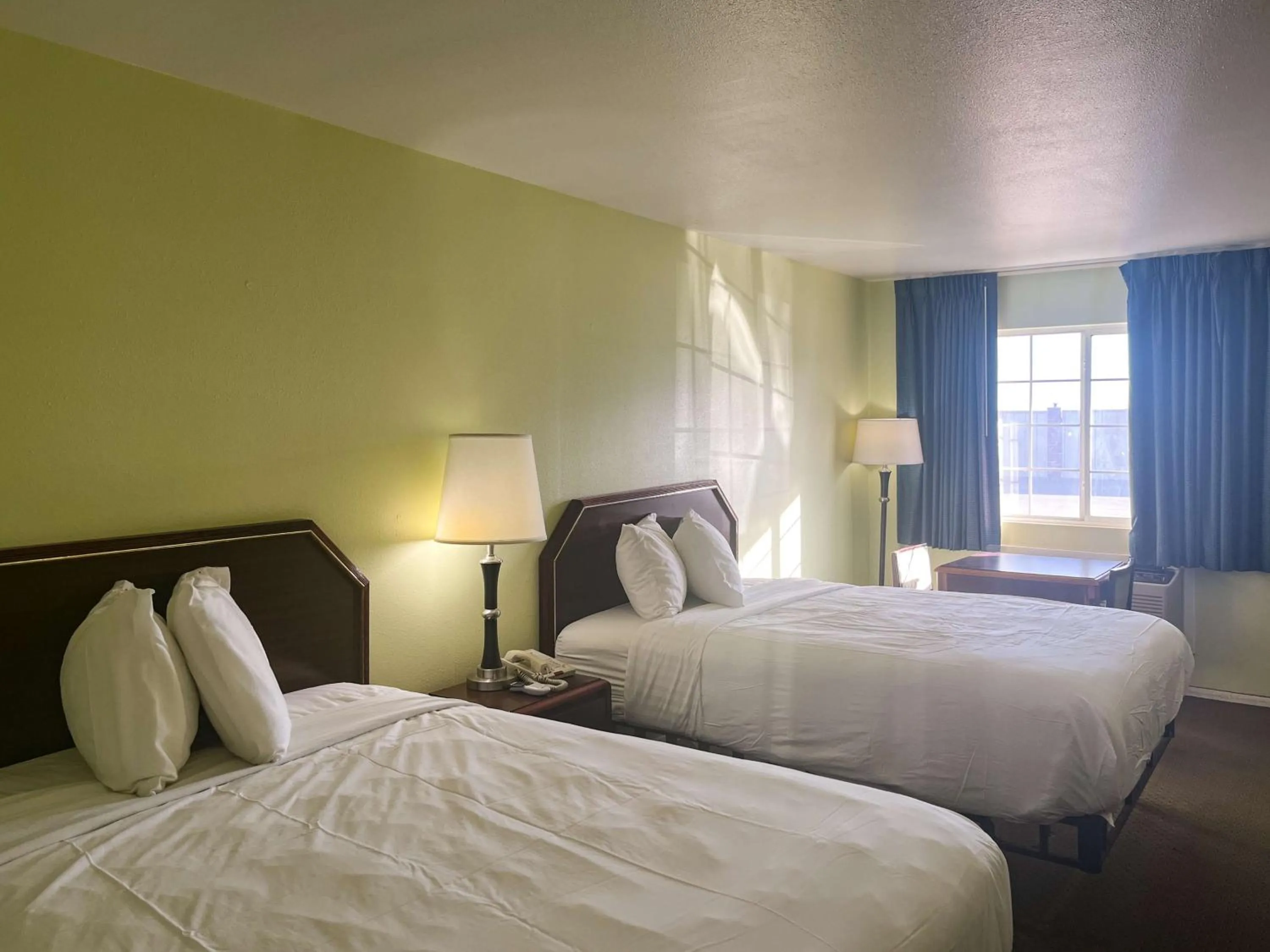 Bedroom, Bed in Motel 6 Tulia, TX