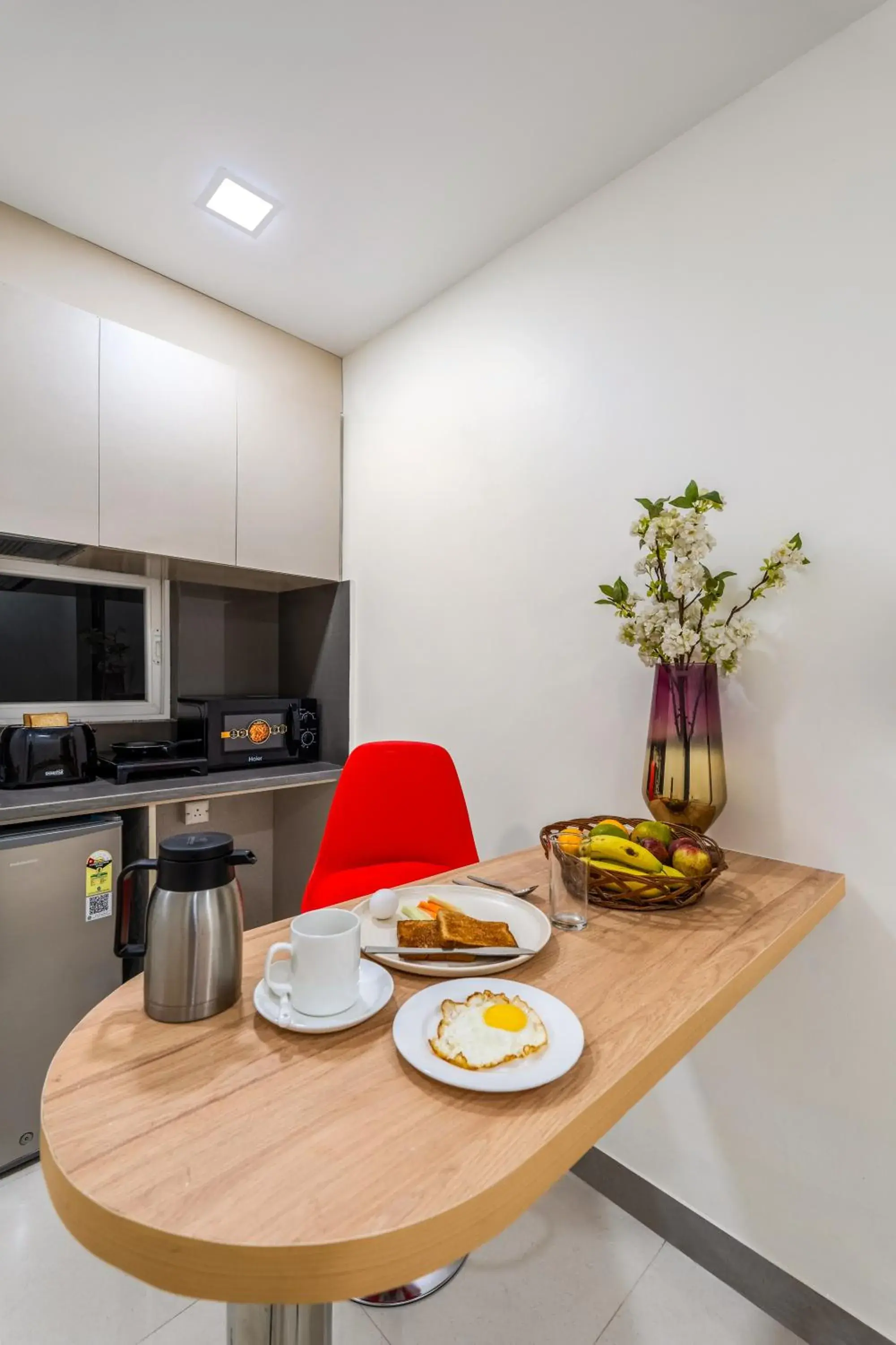 Eminent Suites and Apartments Eminent Suites and Apartments