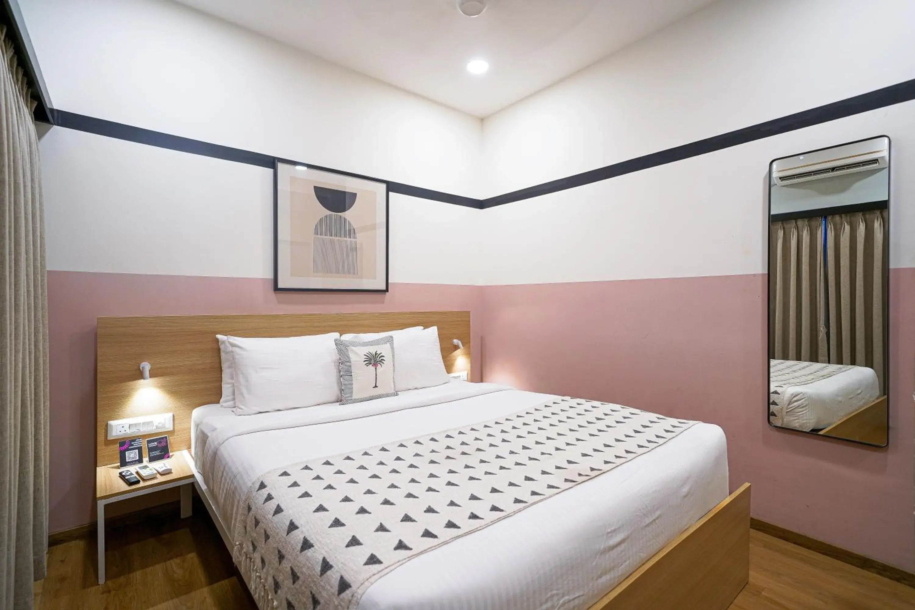 Bed in Olive Hotel Indiranagar 100Ft Road by Embassy Group Bed in Olive Hotel Indiranagar 100Ft Road by Embassy Group