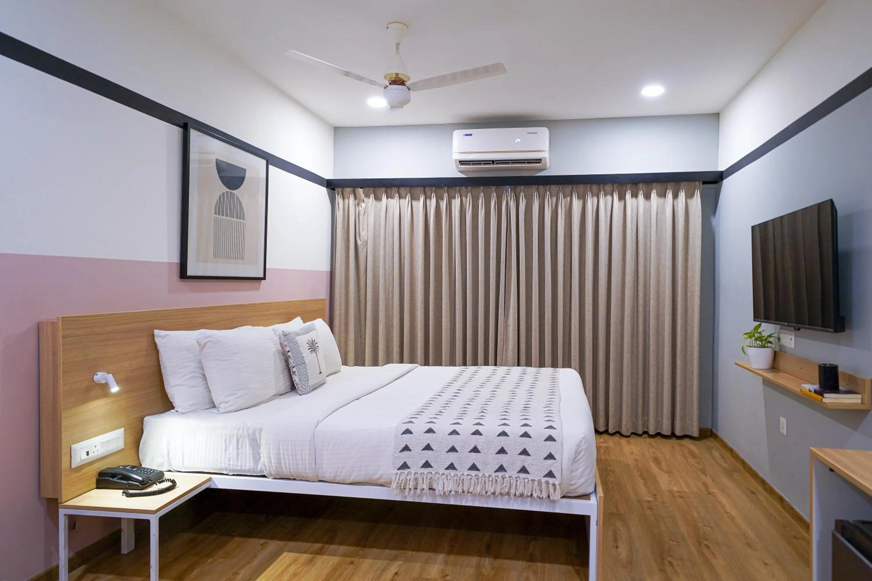 Bed in Olive Hotel Indiranagar 100Ft Road by Embassy Group