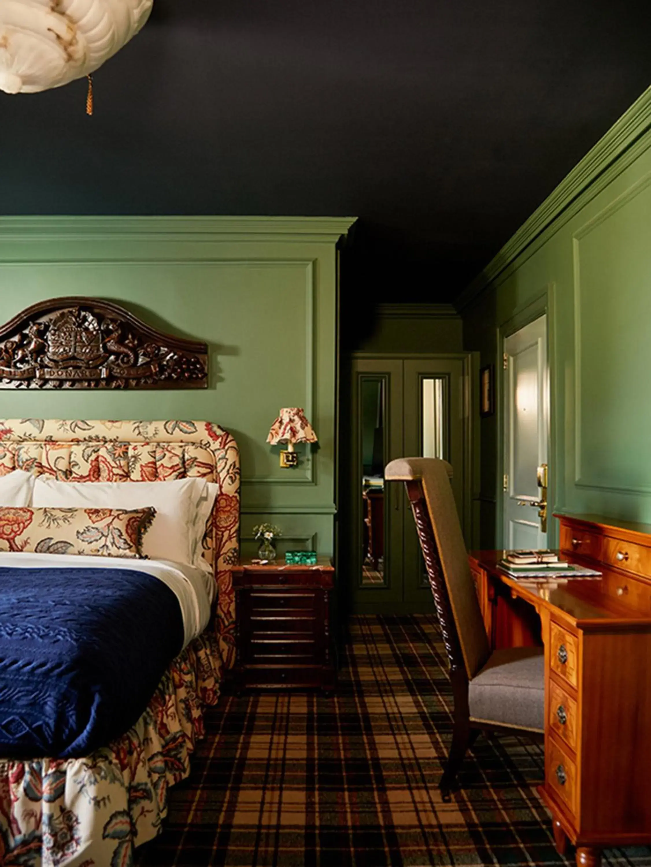 King Room in Slieve Donard King Room in Slieve Donard