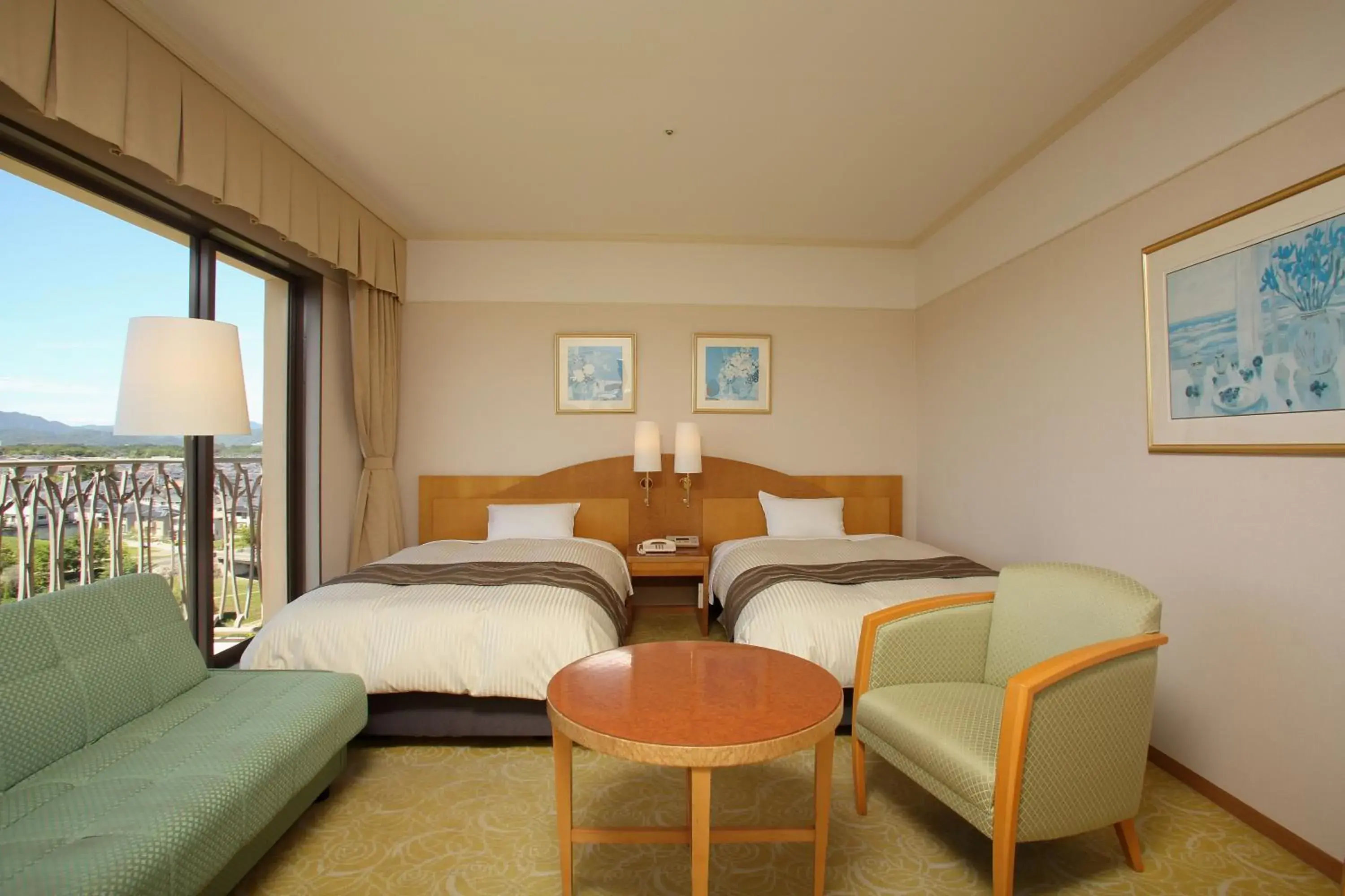 Superior Twin Room with Balcony - single occupancy in ANA Holiday Inn Kobe Sanda by IHG Superior Twin Room with Balcony - single occupancy in ANA Holiday Inn Kobe Sanda by IHG