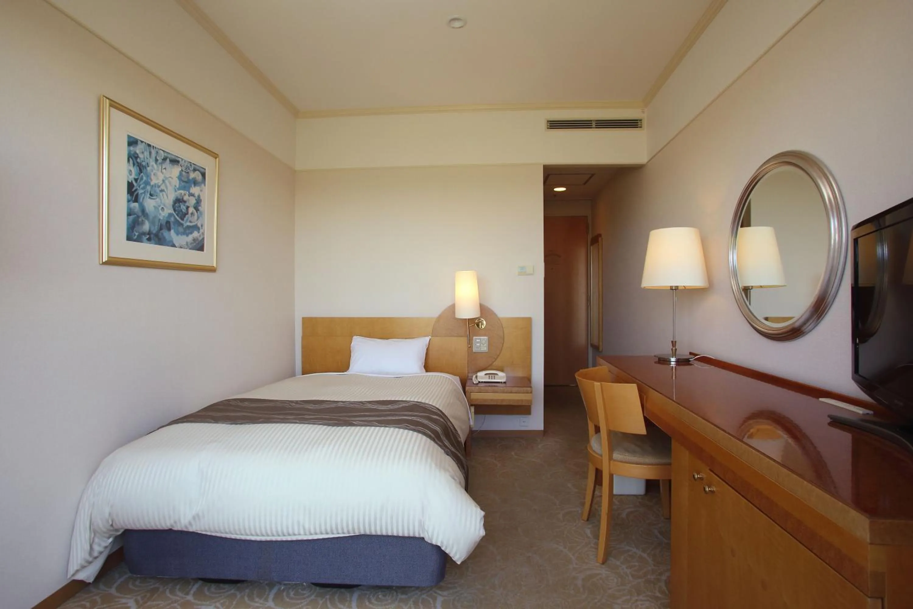 Photo of the whole room, Bed in The Celecton Premier Kobe Sanda Hotel