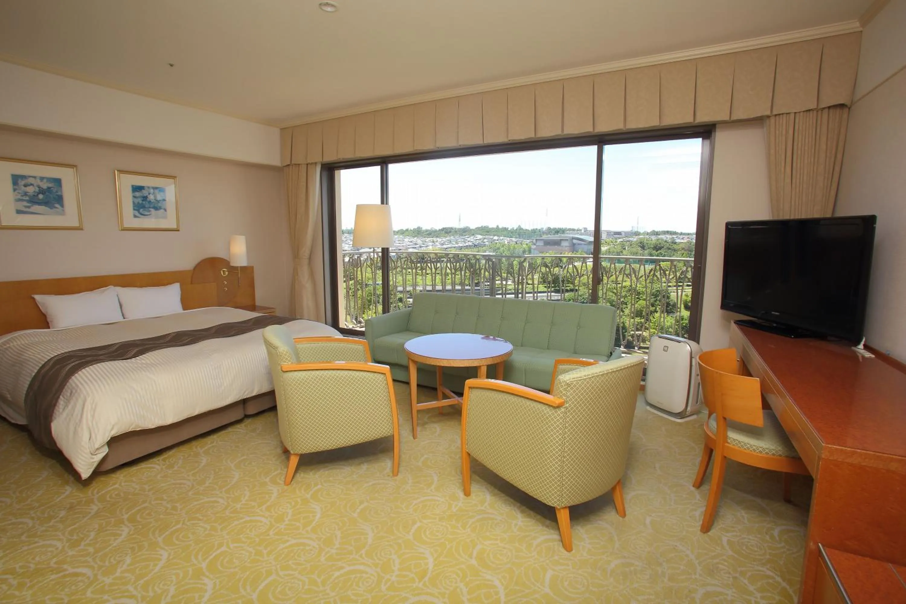 Photo of the whole room, Bed in The Celecton Premier Kobe Sanda Hotel