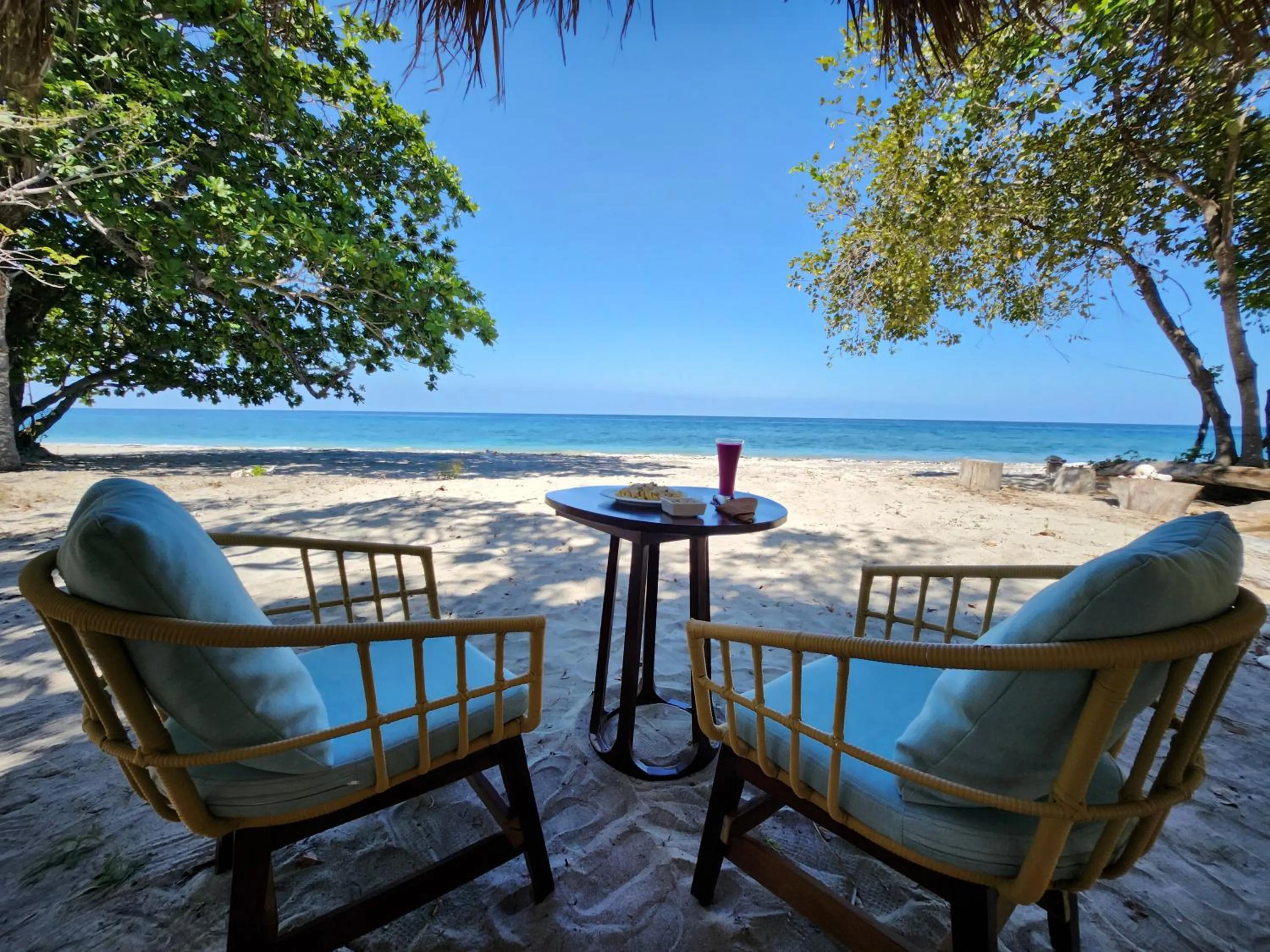 Beach in KANDORA Luxury villas