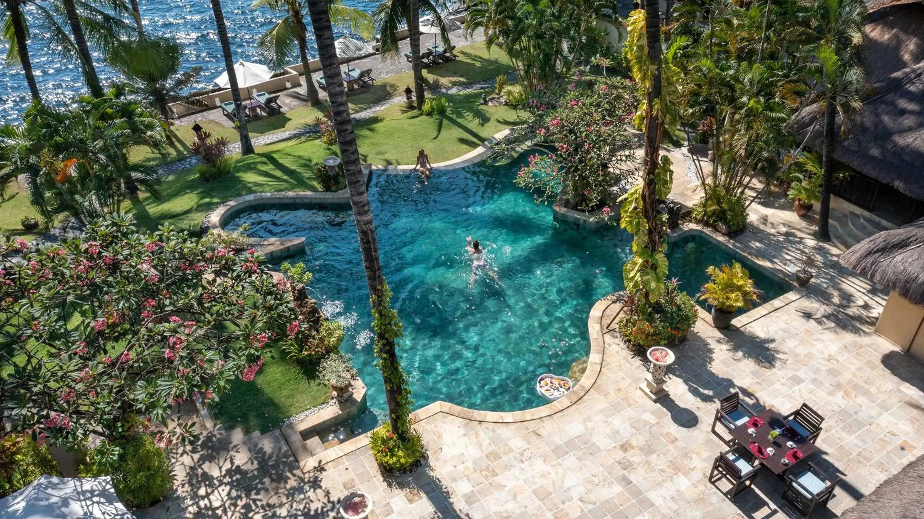 Swimming pool in Alam Anda Ocean Front Resort & Spa Dive Resort Swimming pool in Alam Anda Ocean Front Resort & Spa Dive Resort