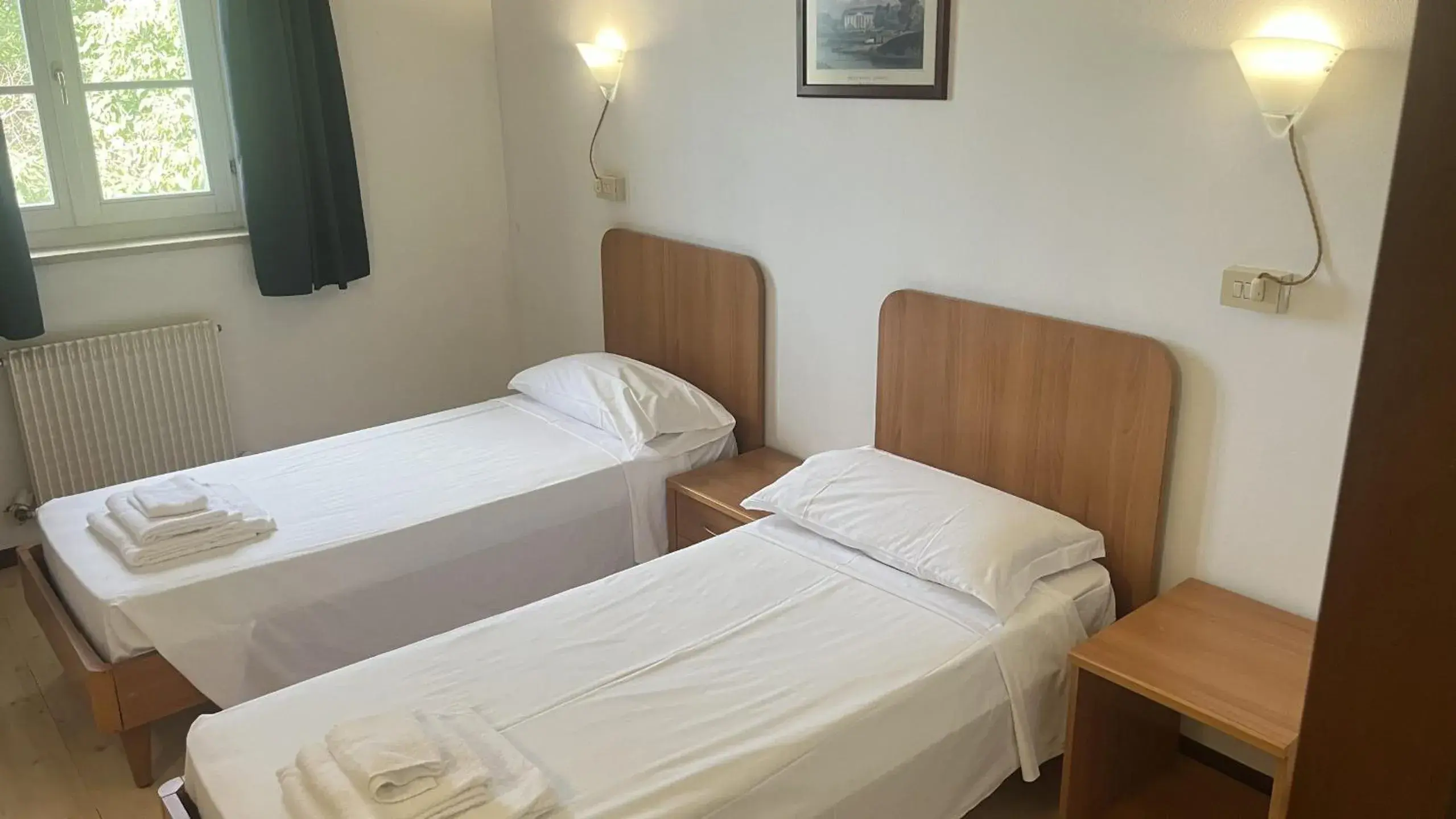 Double or Twin Room in HOTEL VILLA MABULTON 2.0 Double or Twin Room in HOTEL VILLA MABULTON 2.0