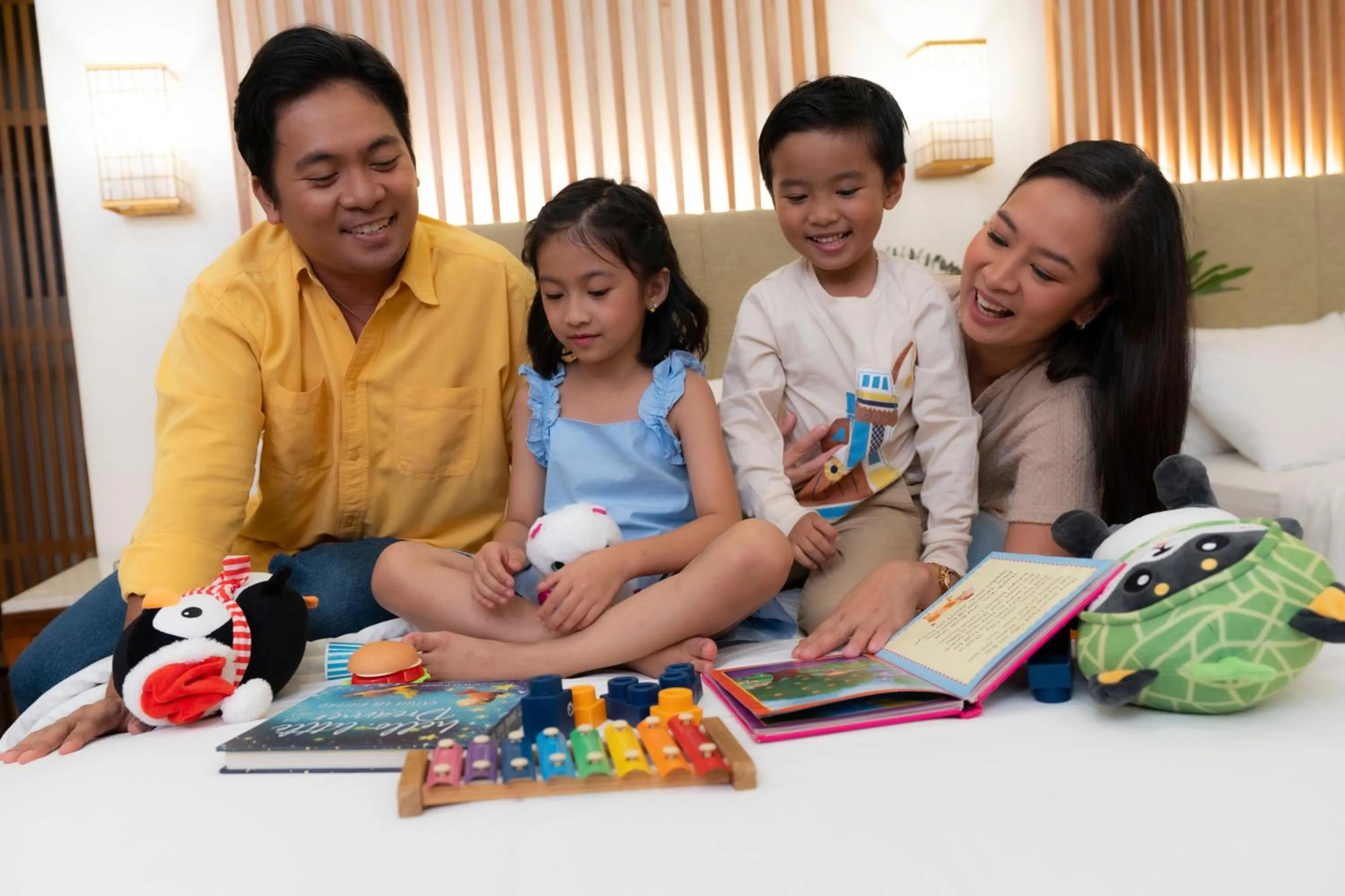 People in Kabayan Hotel Pasay