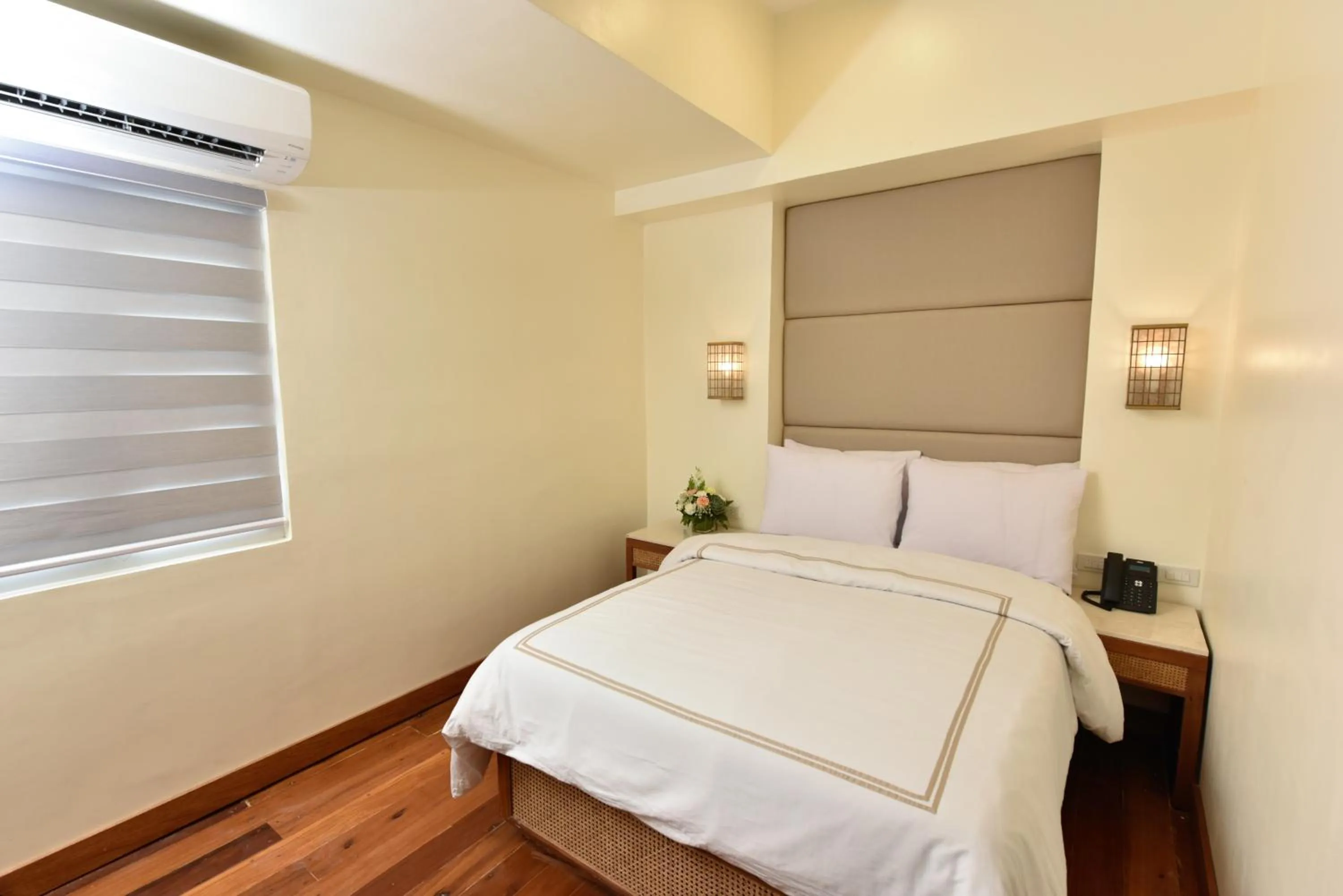 Bedroom, Bed in Kabayan Hotel Pasay