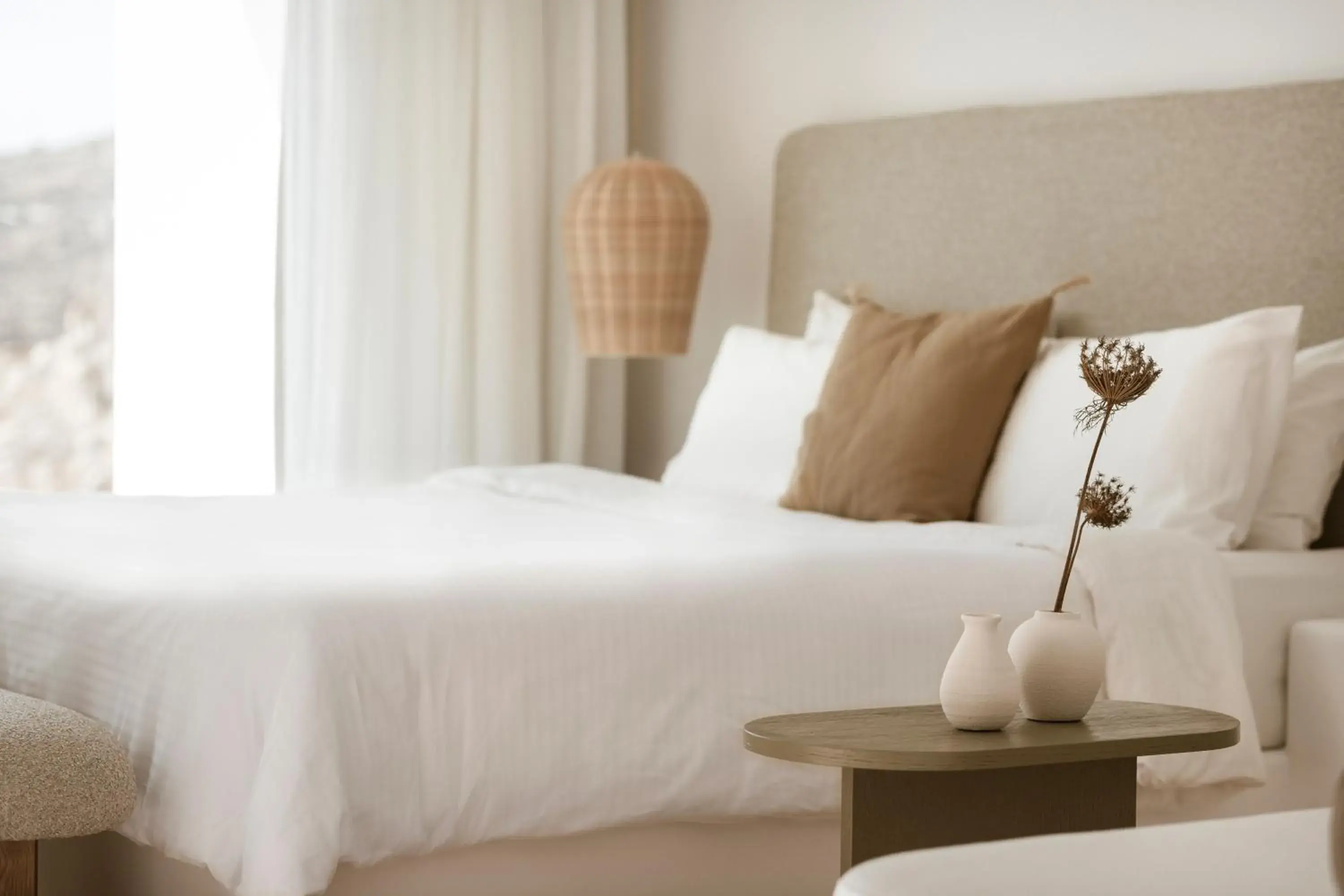 Bed in Mykonos Flow - Super Paradise Bed in Mykonos Flow - Super Paradise