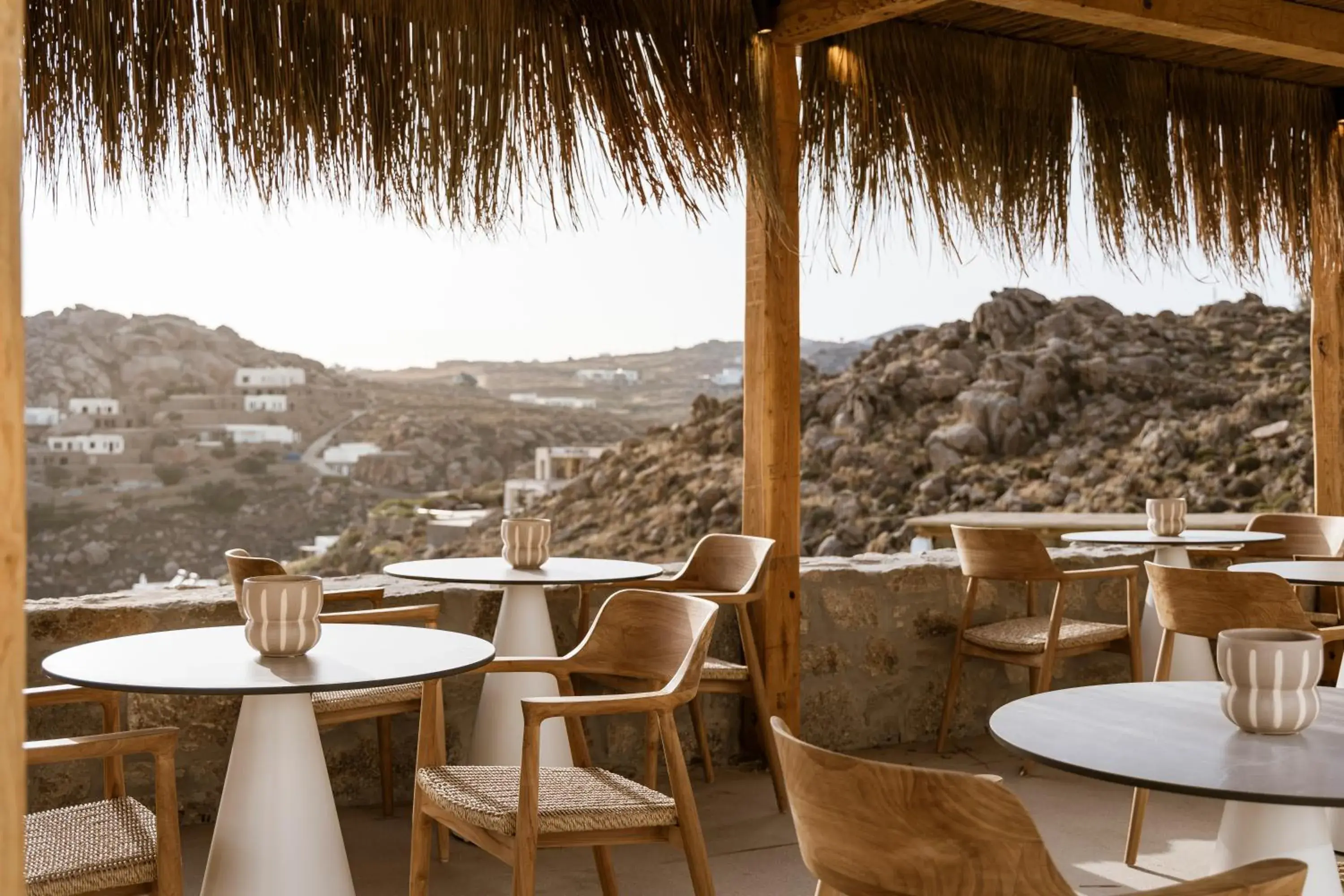 Restaurant/places to eat in Mykonos Flow - Super Paradise Restaurant/places to eat in Mykonos Flow - Super Paradise