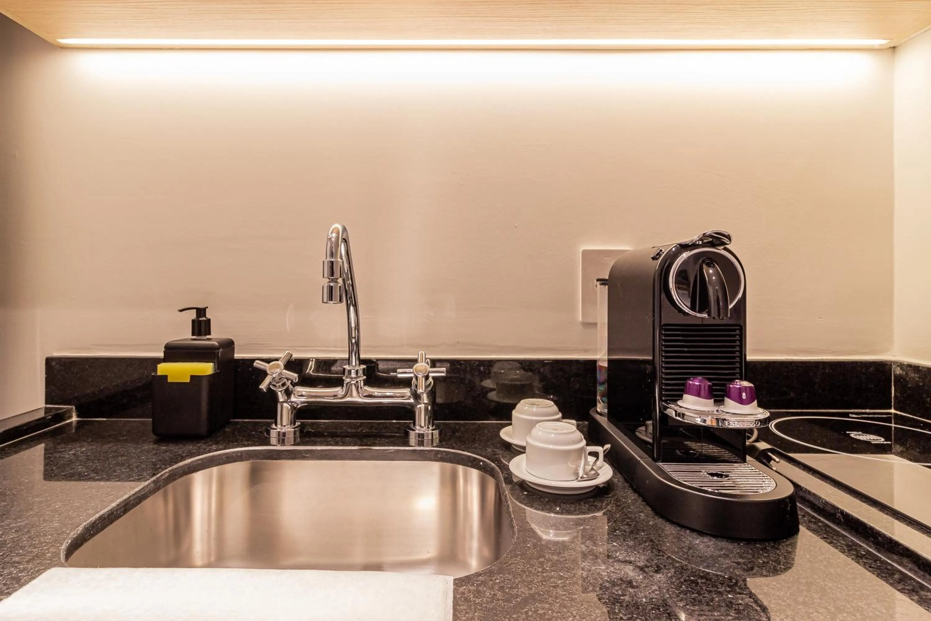 Coffee/tea facilities in Charlie Harmonia Vila Madalena