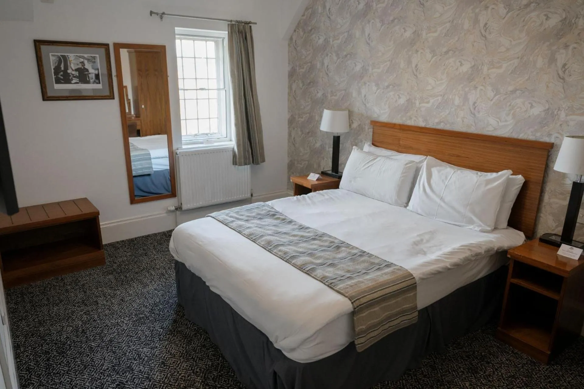 Double Room in Fairway Inn
