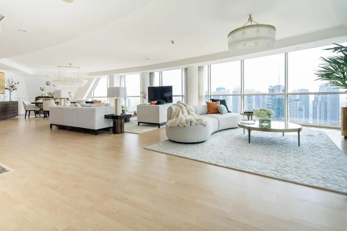 Premium Penthouse w Private Pool in Dubai Marina