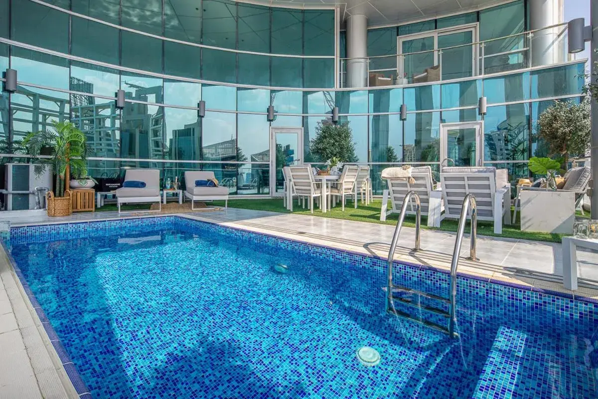 Premium Penthouse w Private Pool in Dubai Marina Premium Penthouse w Private Pool in Dubai Marina