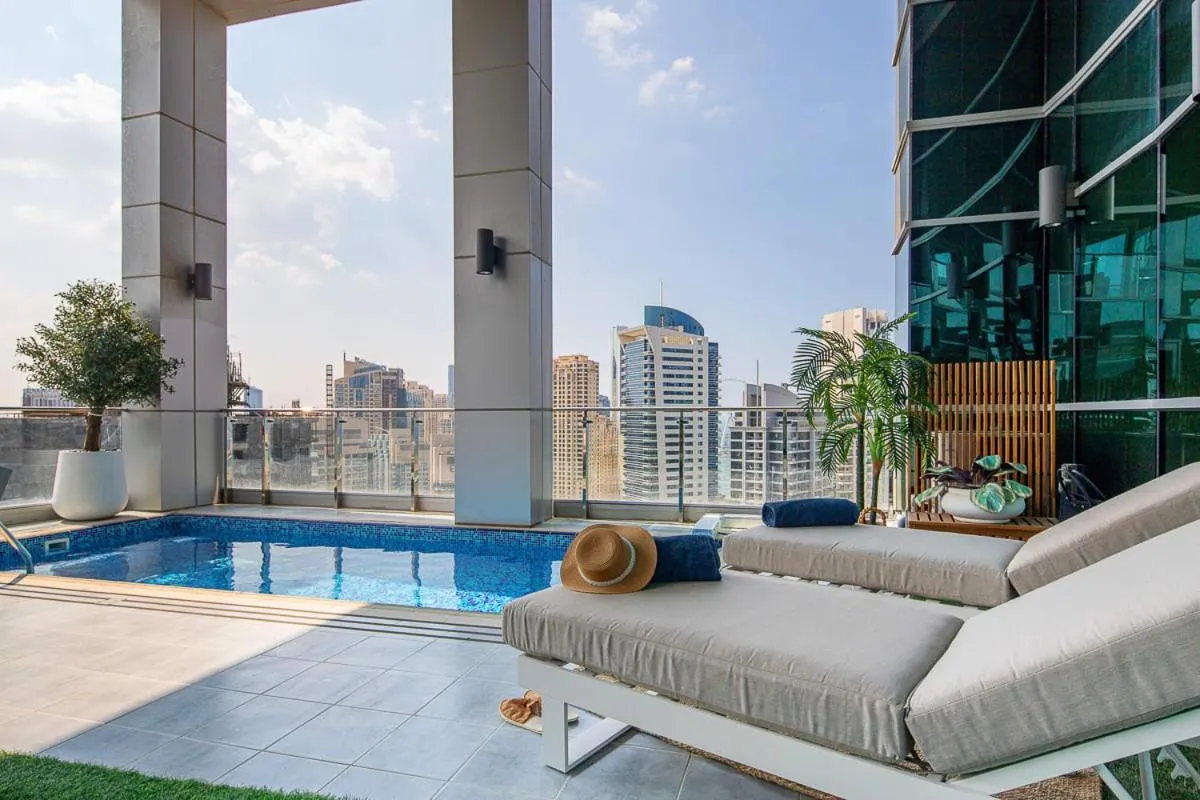 Premium Penthouse w Private Pool in Dubai Marina