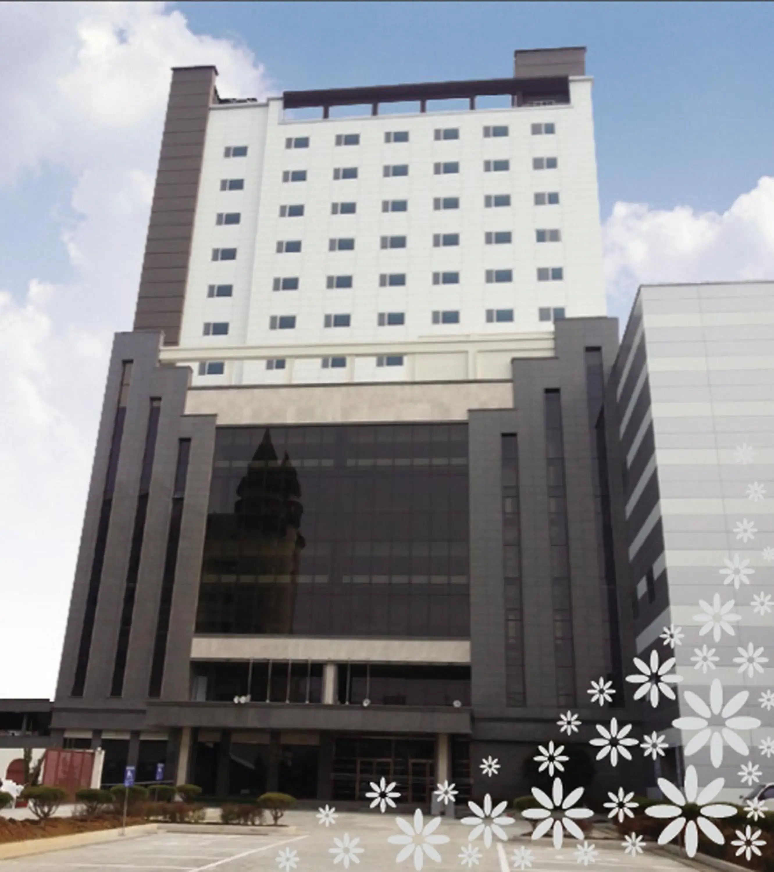 Facade/entrance in Hyunjin Tourist Hotel Facade/entrance in Hyunjin Tourist Hotel