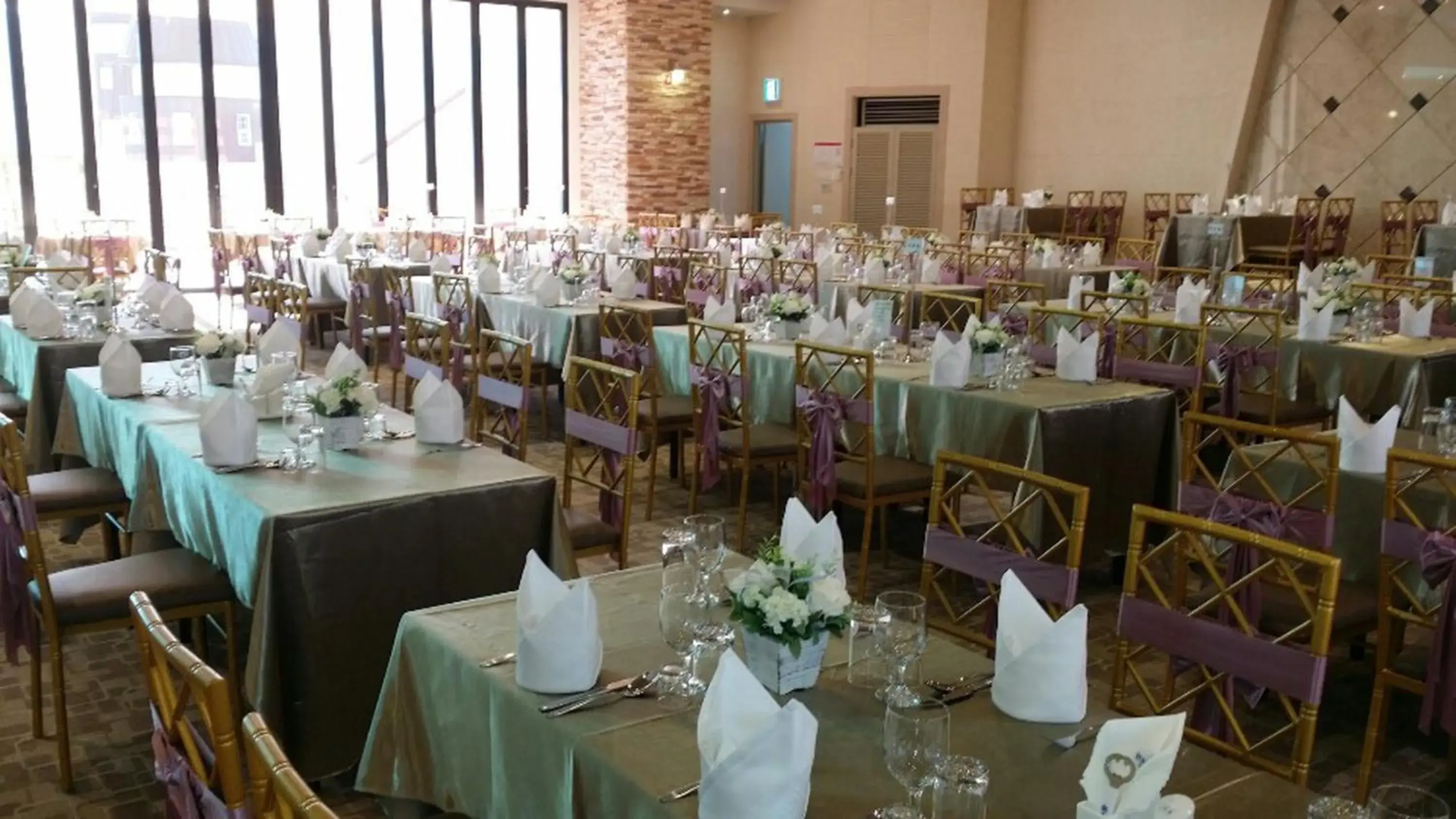 Restaurant/places to eat in Hyunjin Tourist Hotel Restaurant/places to eat in Hyunjin Tourist Hotel