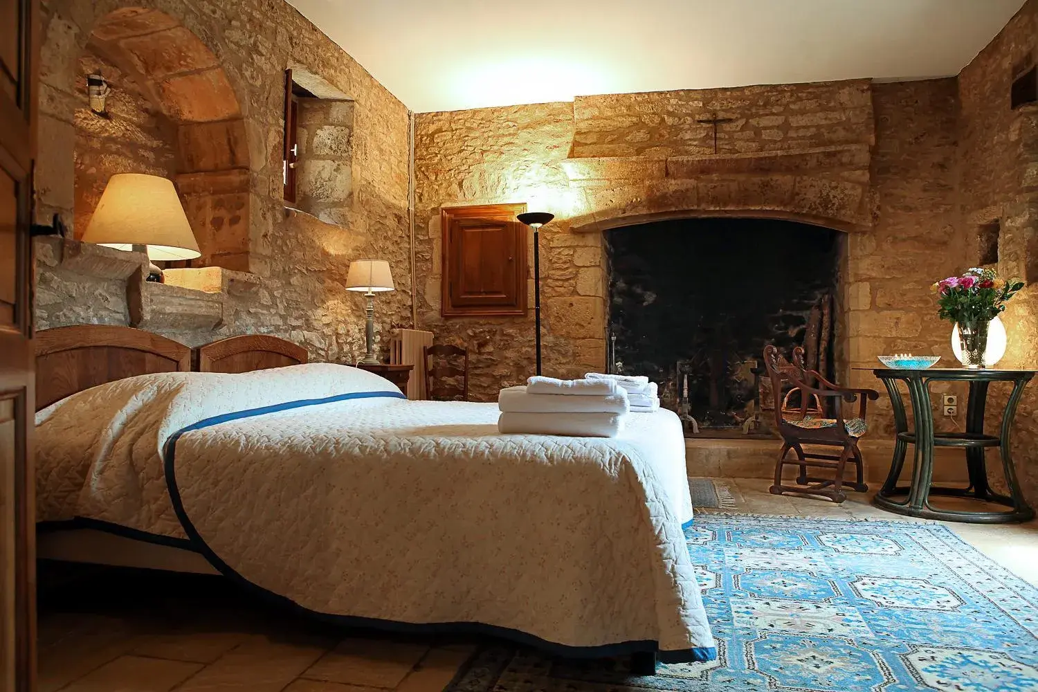 Bedroom, Bed in Chambres d'hôtes avec Piscine la Rossillonie Bedroom, Bed in Chambres d'hôtes avec Piscine la Rossillonie