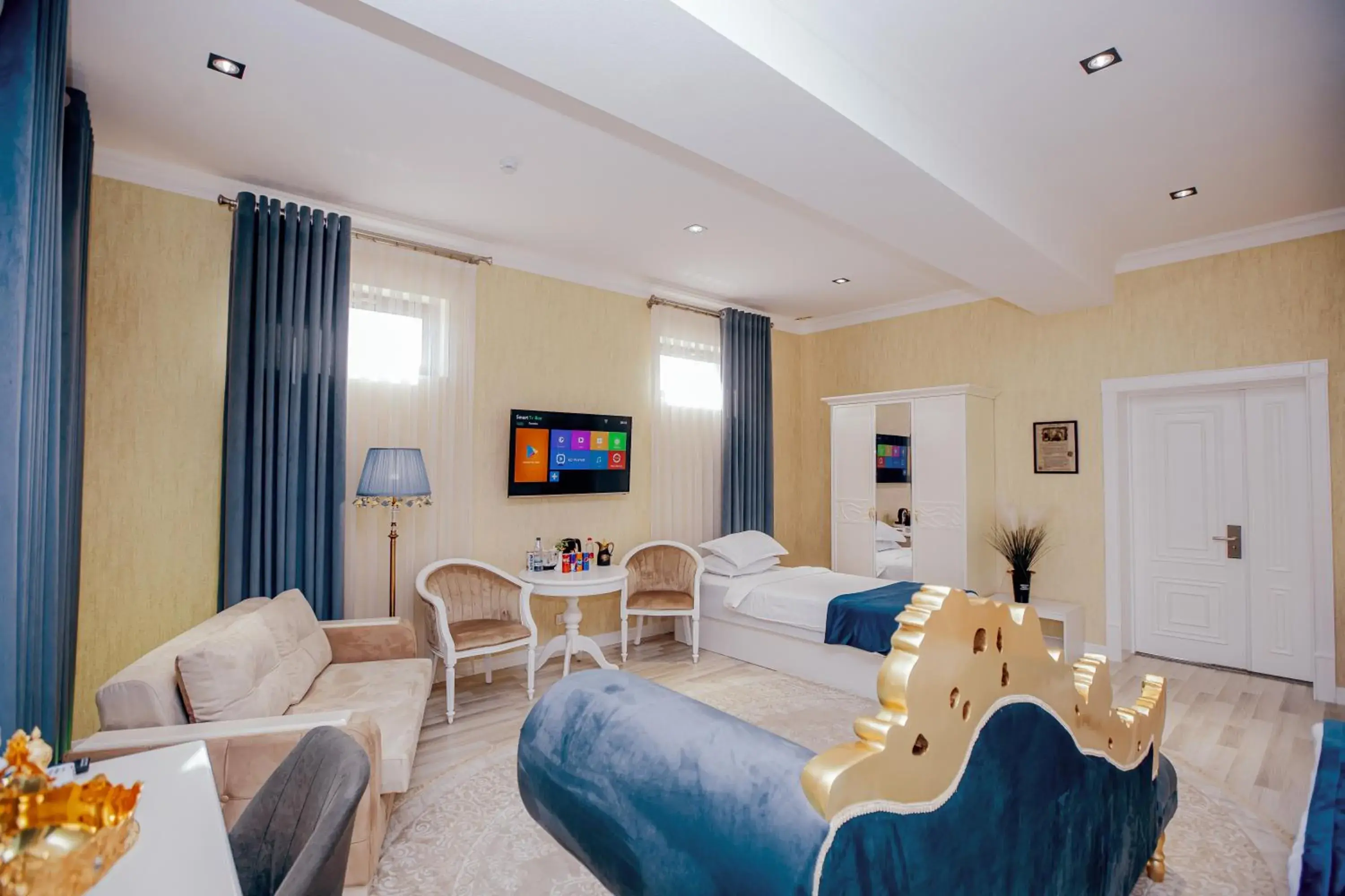 Luxury Triple Room in HOTEL SILK ROAD EMPIRE SAMARKAND Luxury Triple Room in HOTEL SILK ROAD EMPIRE SAMARKAND