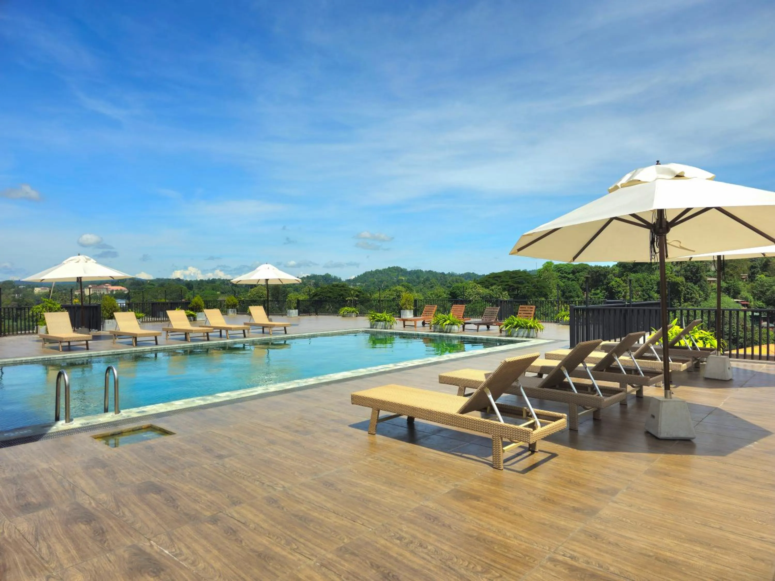 Natural landscape in Oak Ray Regency