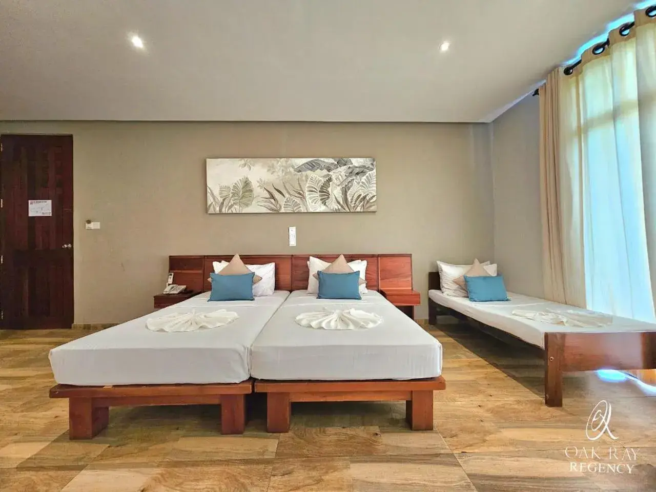 Bedroom, Bed in Oak Ray Regency Bedroom, Bed in Oak Ray Regency