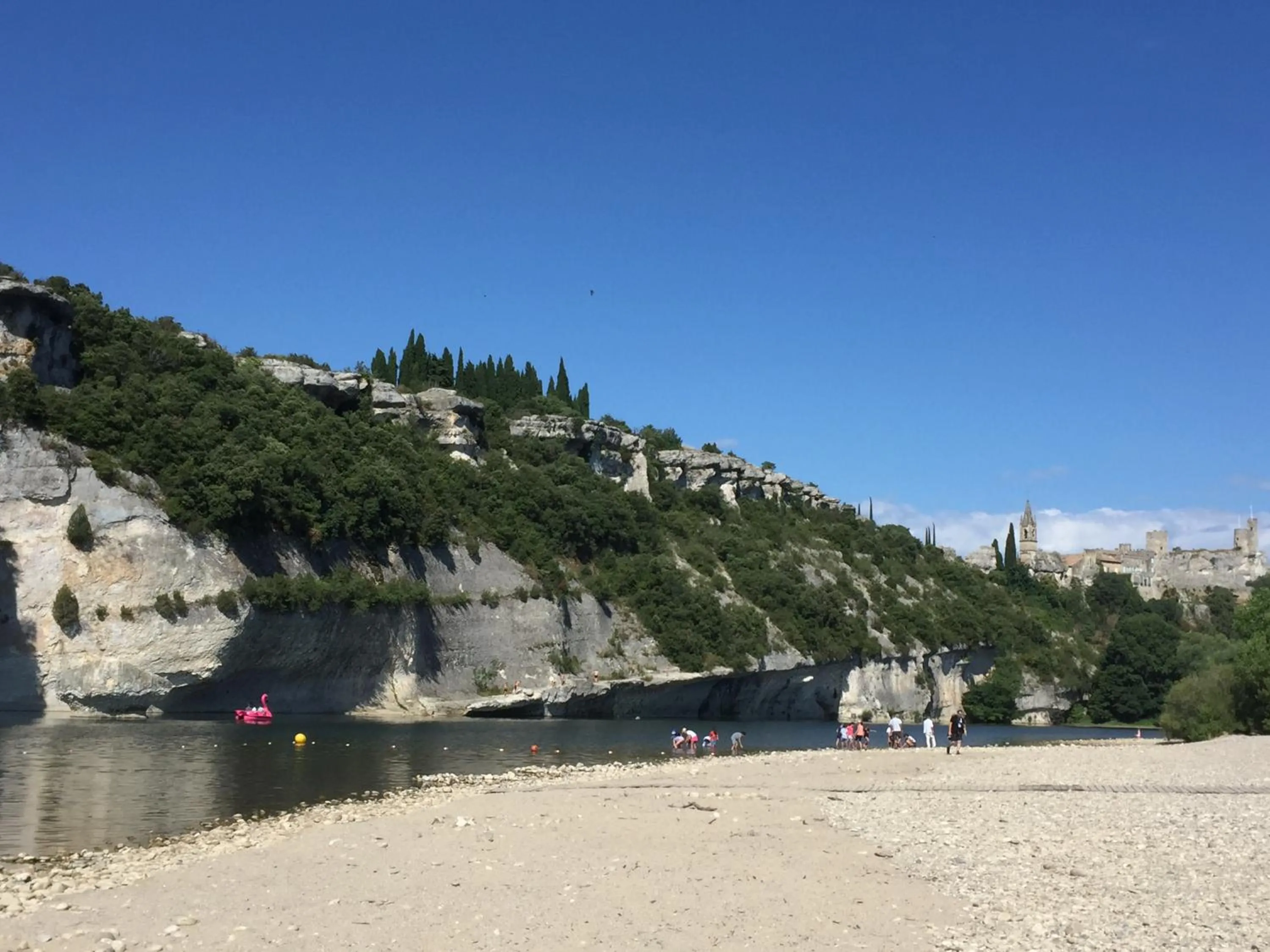 Beach in Hôtel Les Petits Oreillers