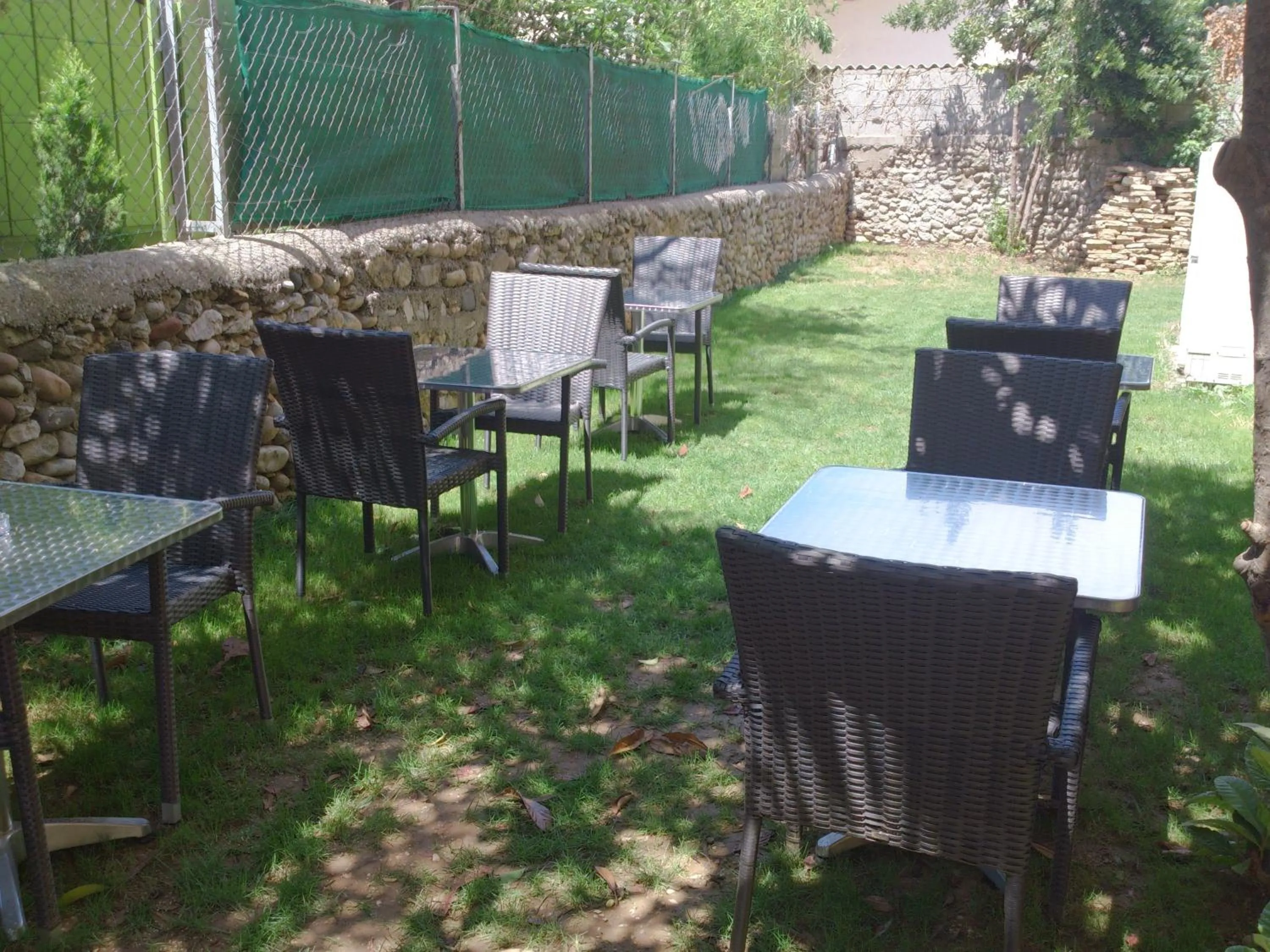 Day in Hôtel Les Petits Oreillers